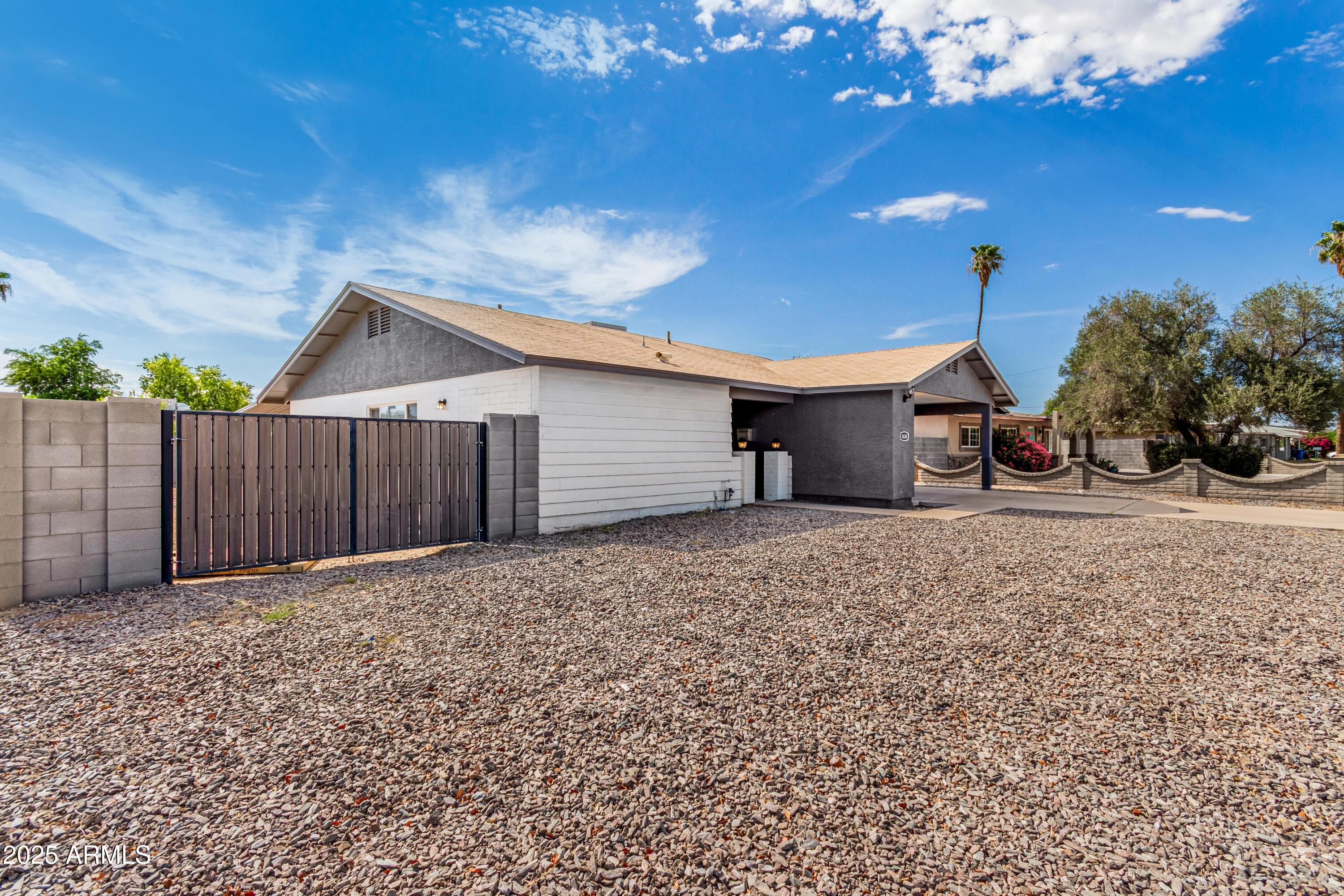 1634 N TREVOR --