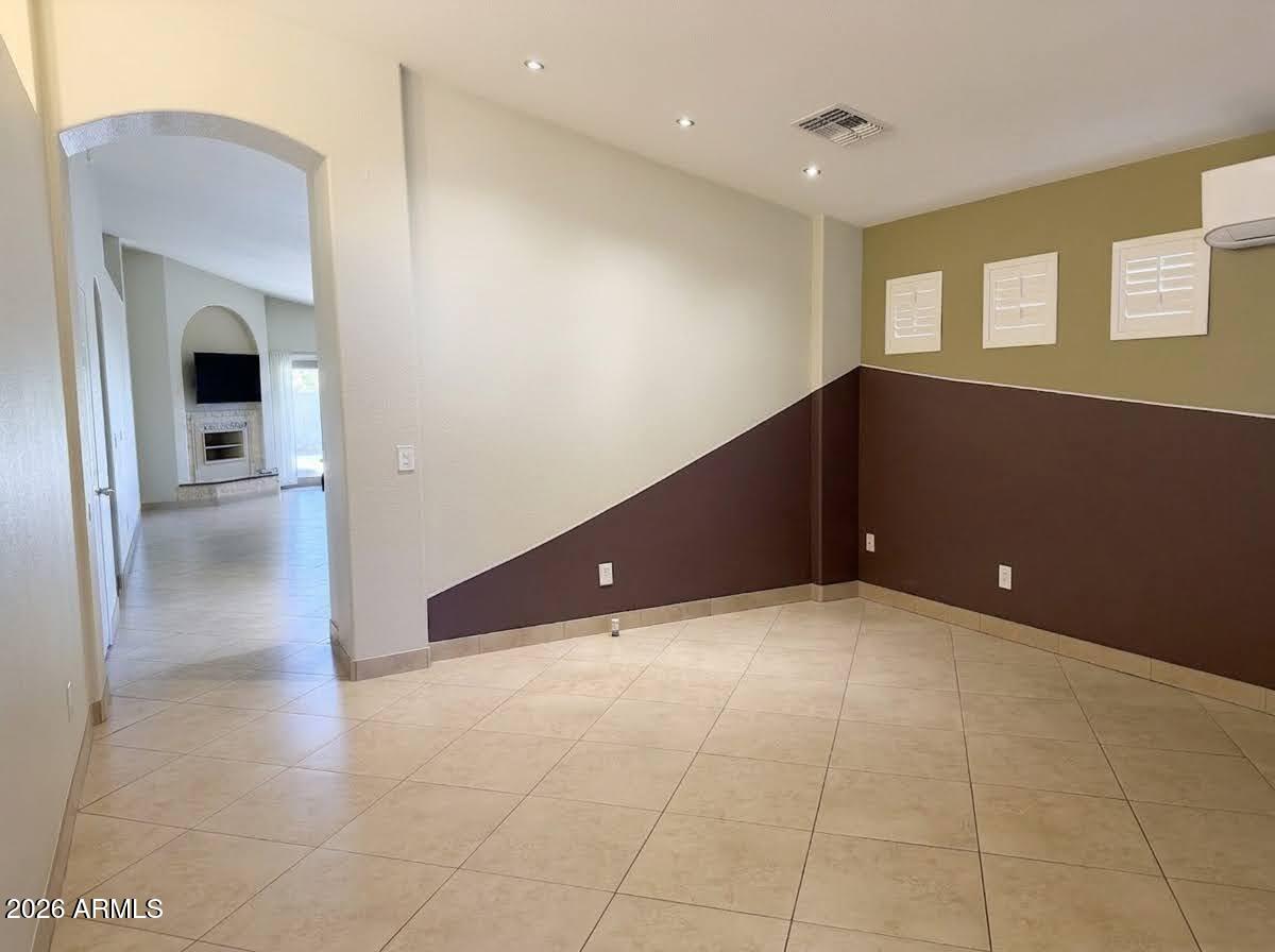 1644 E PALO BLANCO Way