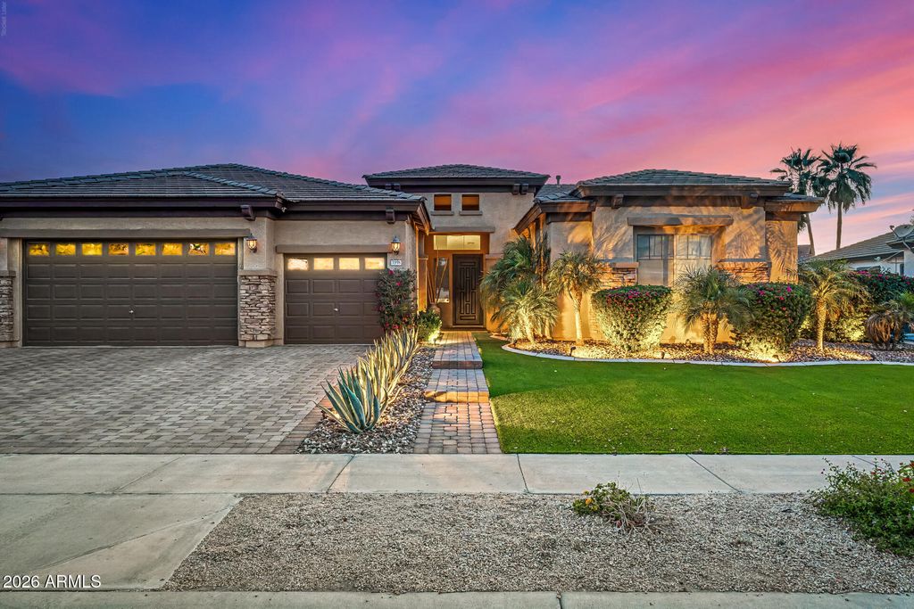 Photo of 7598 N 85th Drive, Glendale, AZ 85305 (MLS # 7017143)