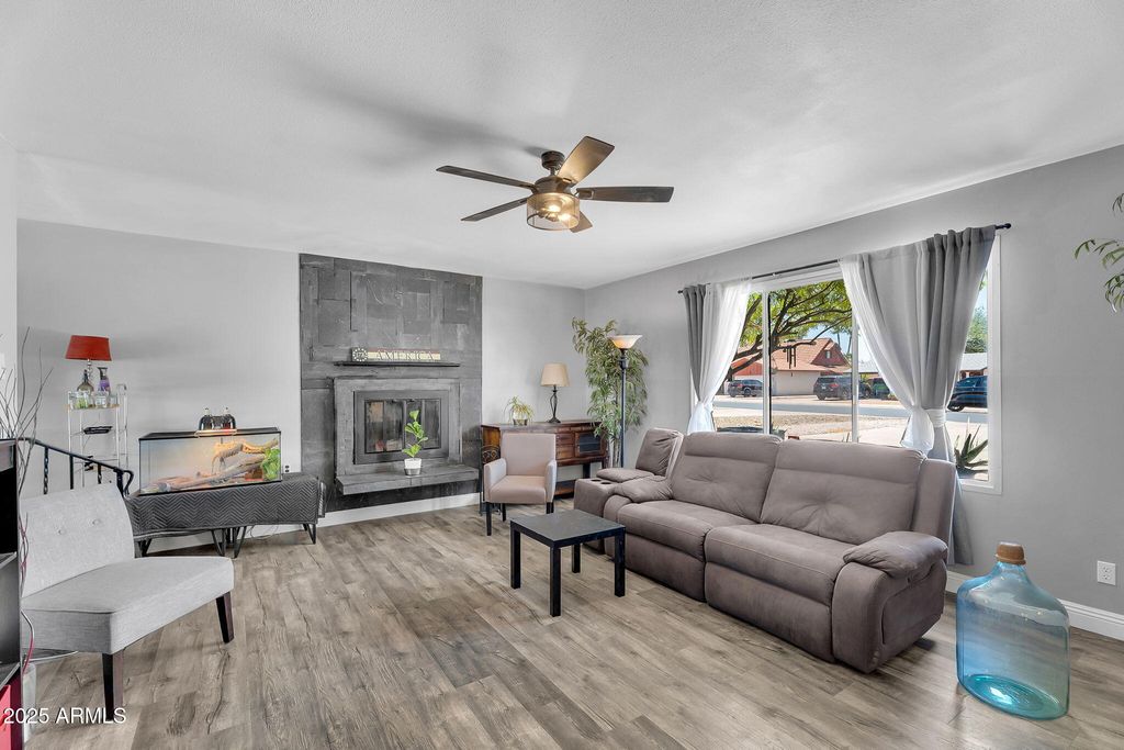 Photo of 122 E Hermosa Drive, Tempe, AZ 85282 (MLS # 6970822)