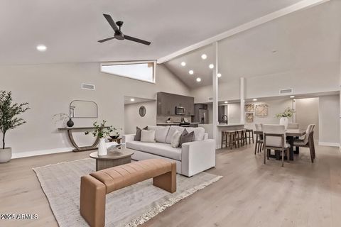 Photo of 7962 E San Miguel Avenue, Scottsdale, AZ 85250 (MLS # 6961628)