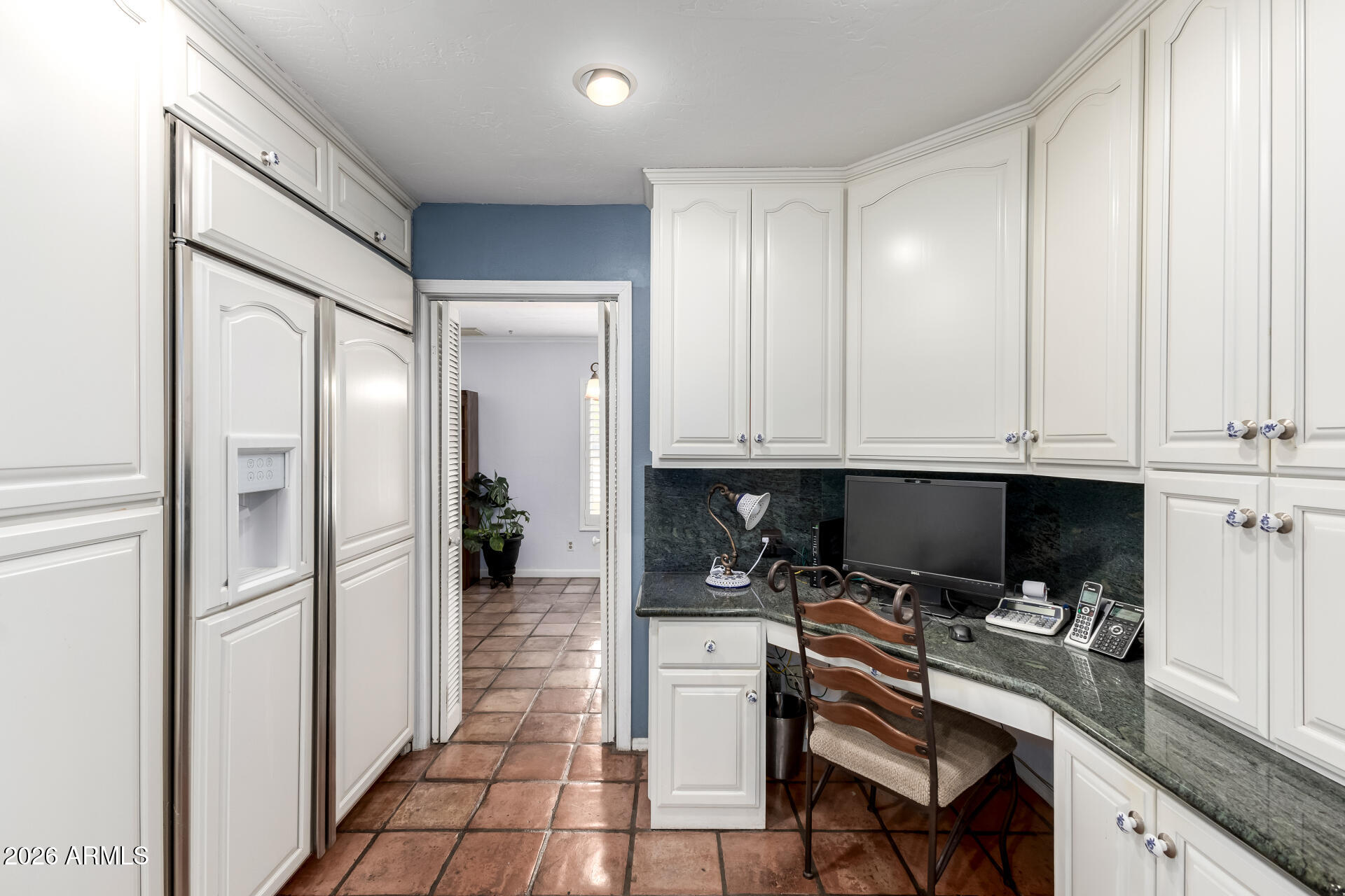 5116 E CHARTER OAK Road