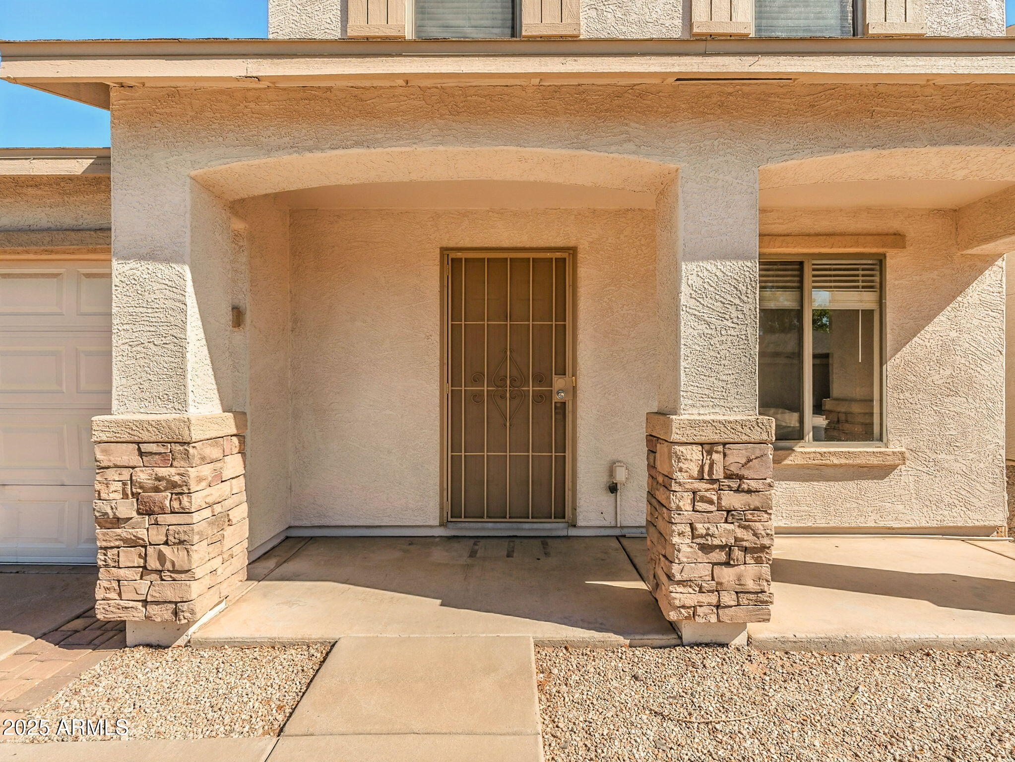 2388 E MEADOW MIST Lane