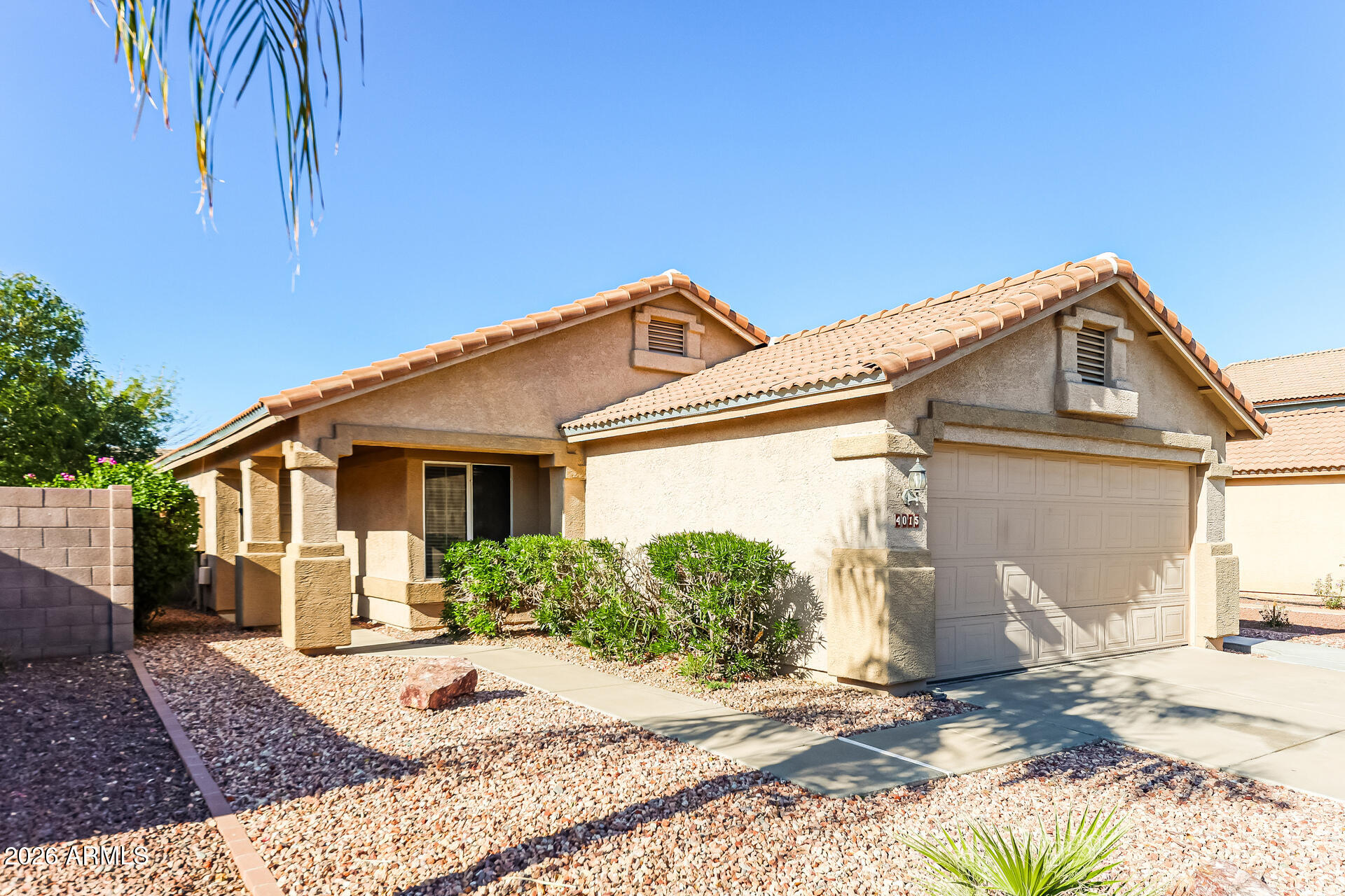 4015 W ROSE GARDEN Lane