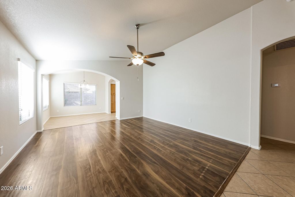 Photo of 4015 W Rose Garden Lane, Glendale, AZ 85308 (MLS # 7051836)