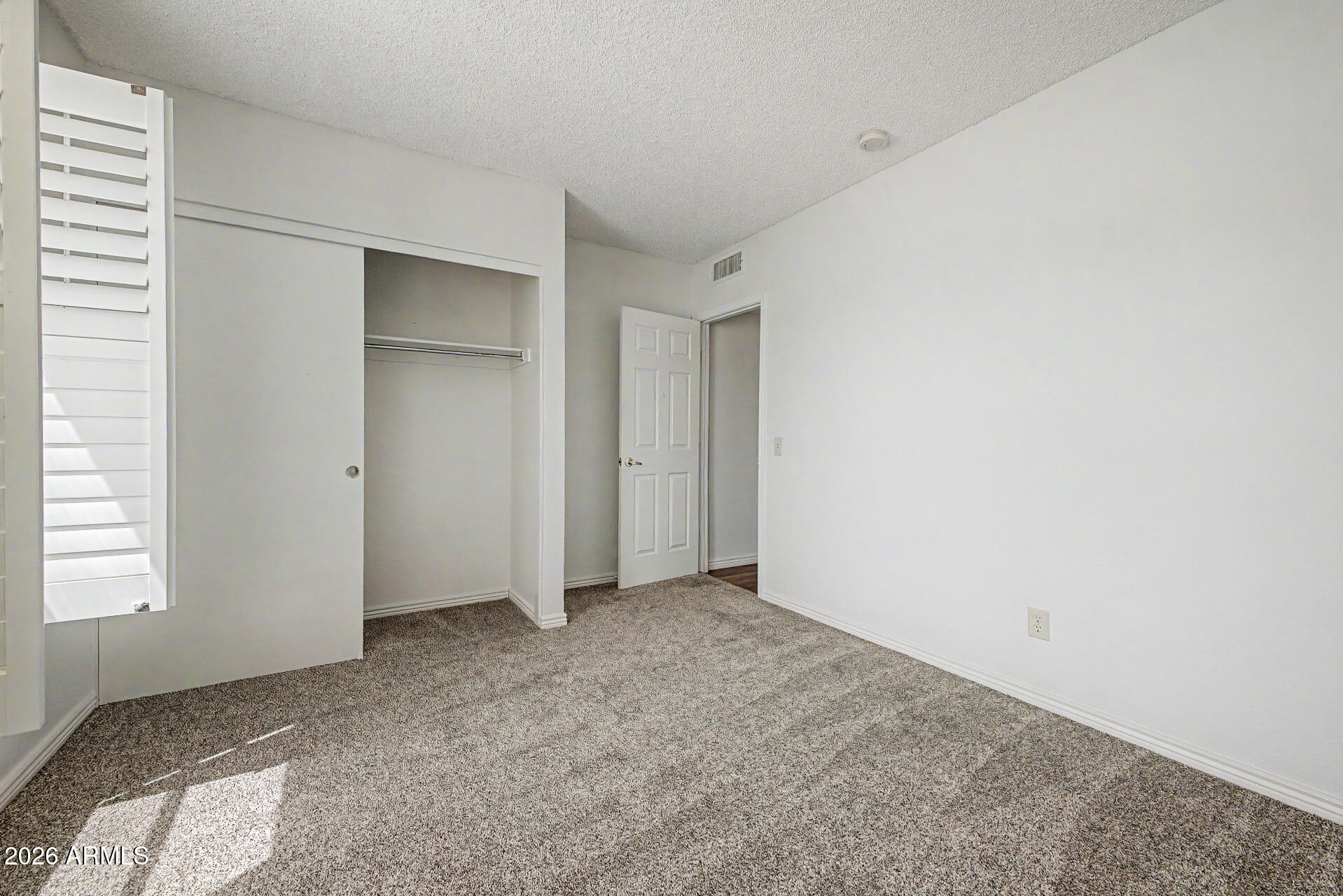 SUNBIRD UNIT FIFTEEN - Residential