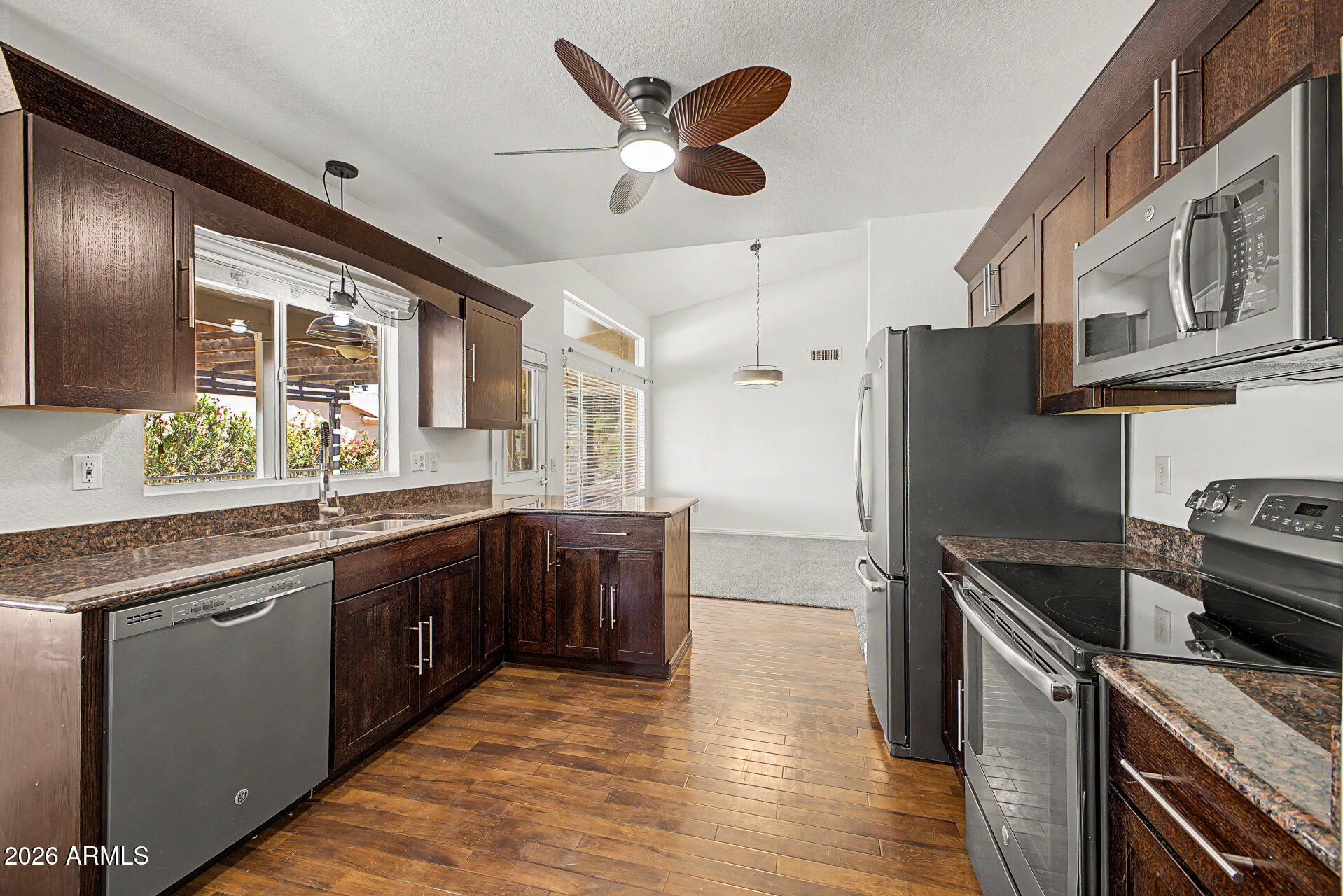 SUNBIRD UNIT FIFTEEN - Residential