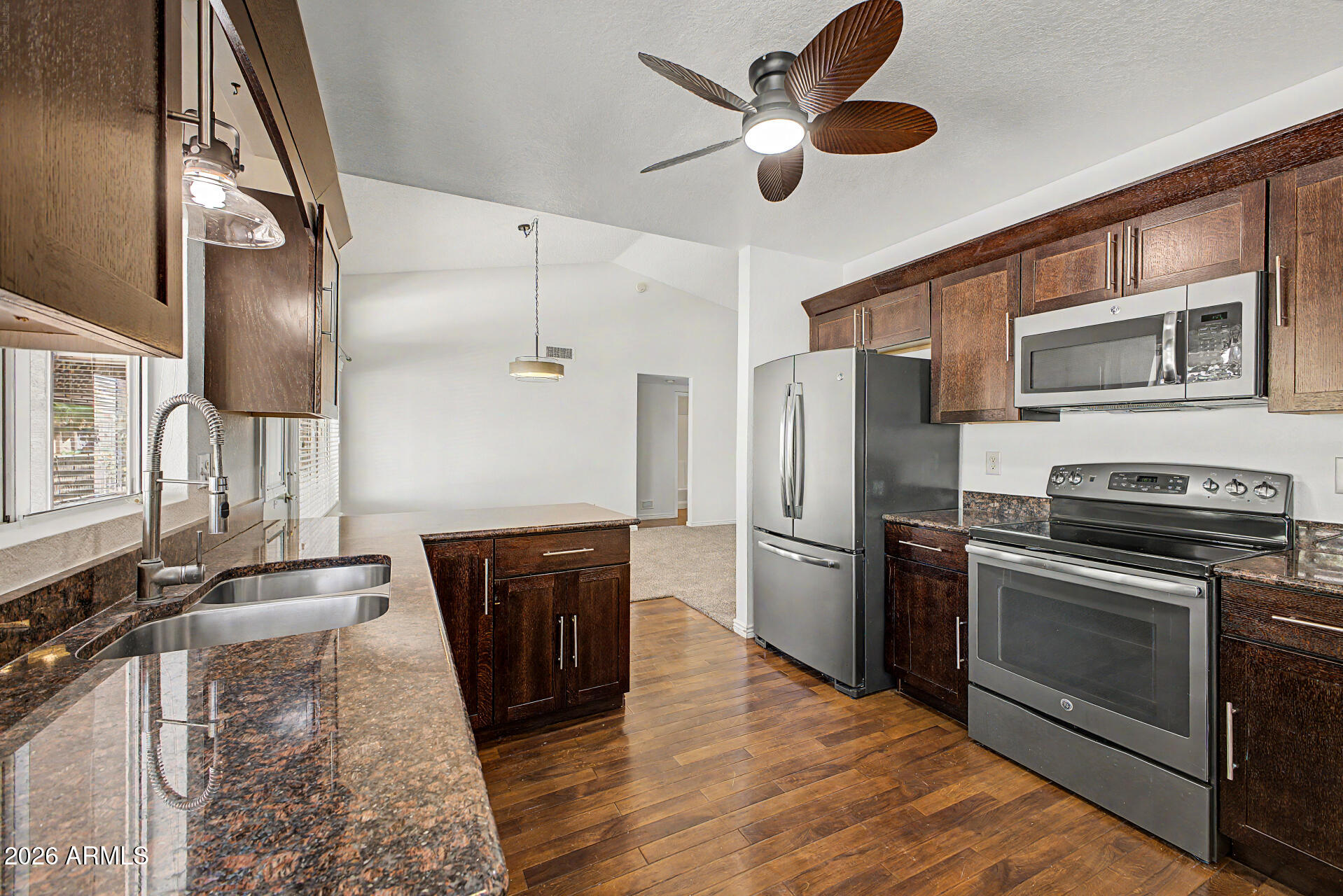 SUNBIRD UNIT FIFTEEN - Residential