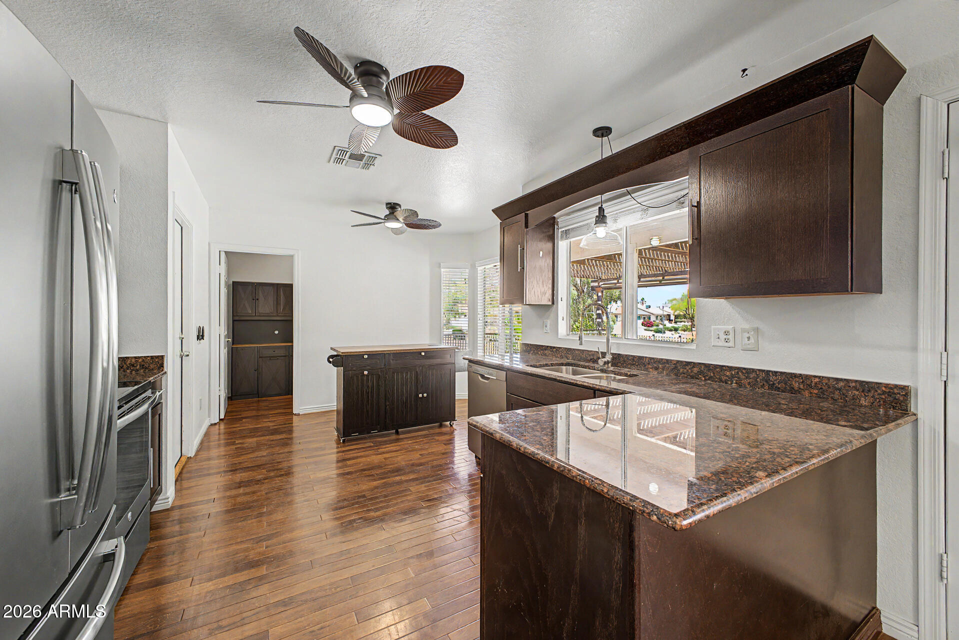 SUNBIRD UNIT FIFTEEN - Residential