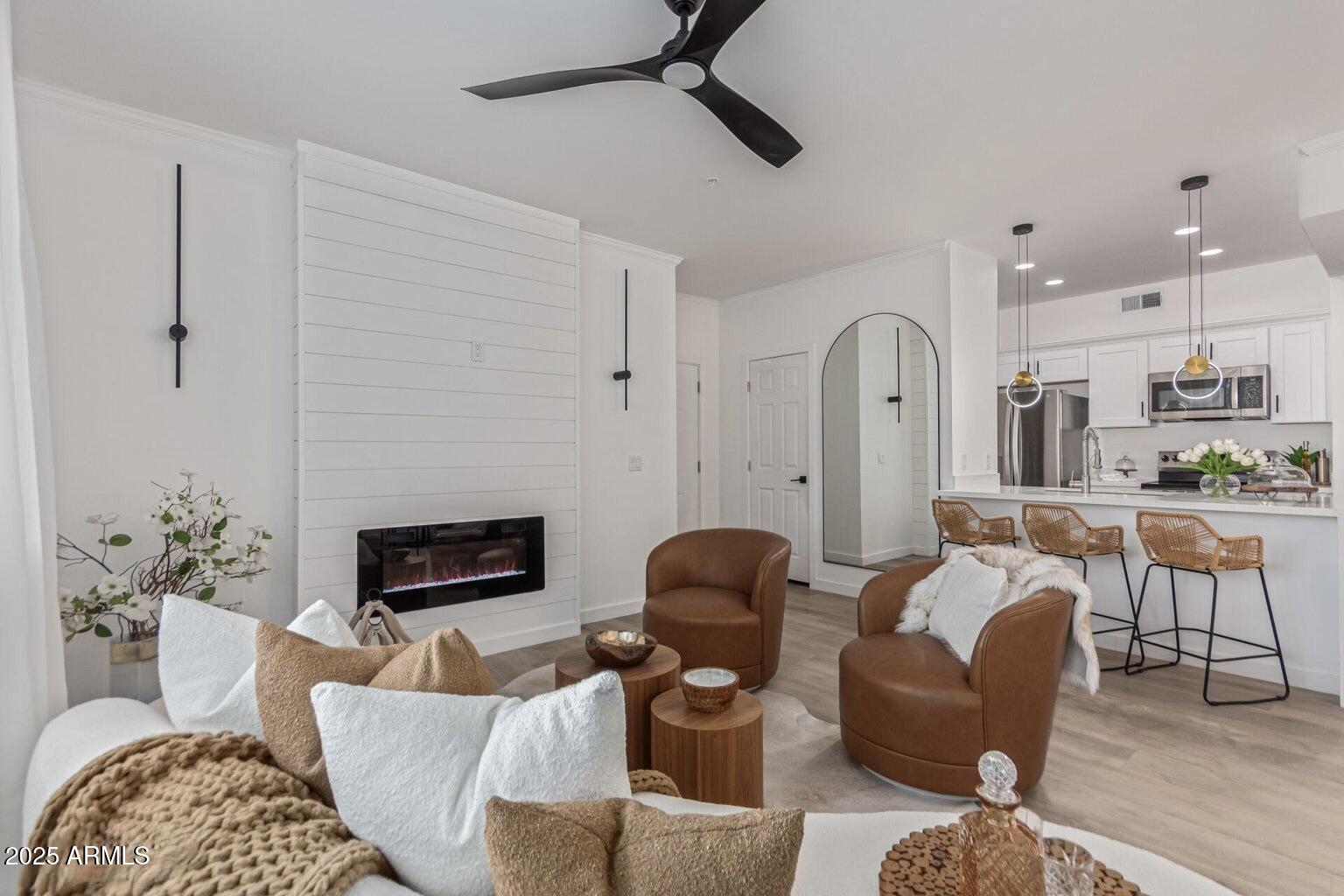 5401 E VAN BUREN Street 1088