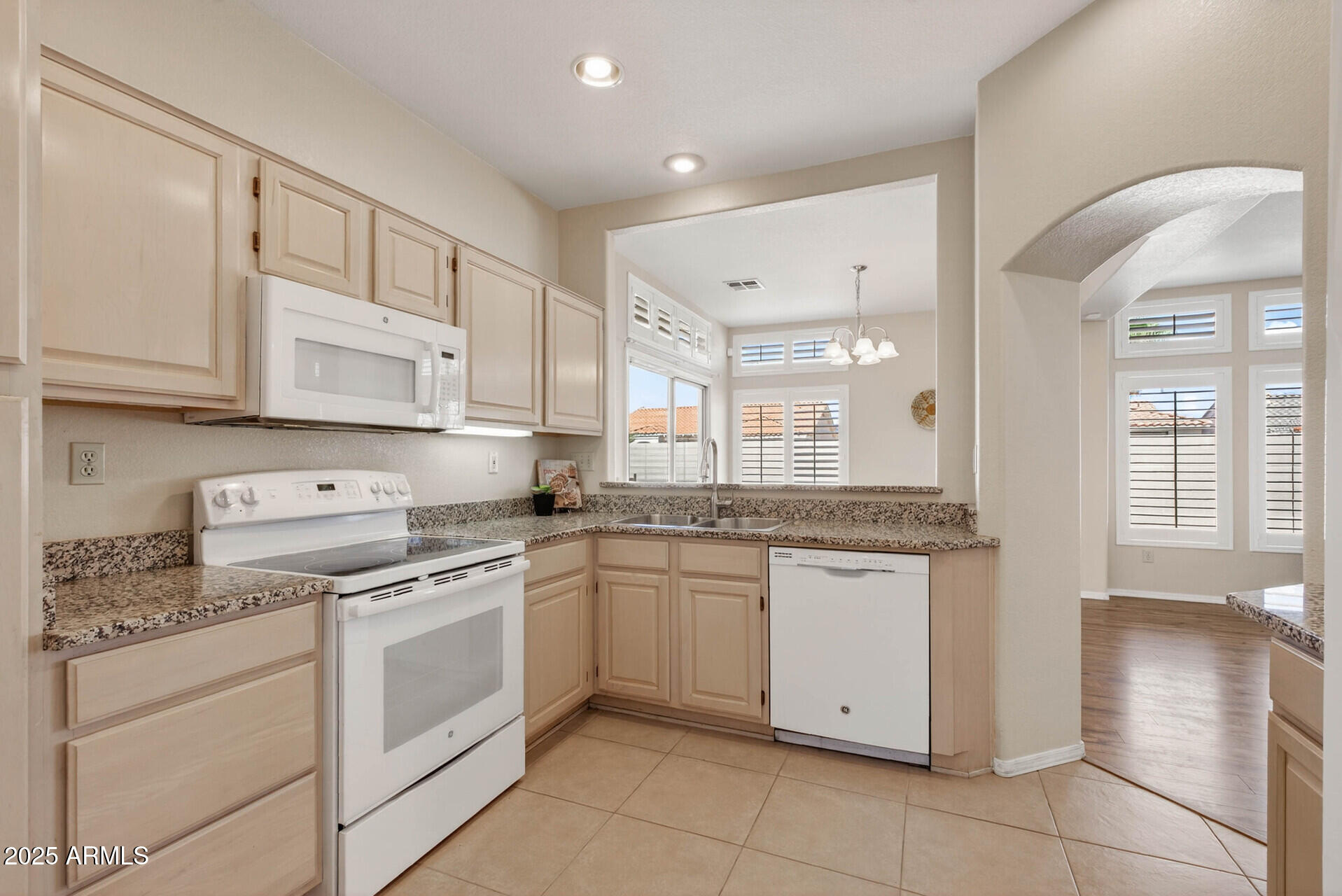 21774 N LIMOUSINE Drive