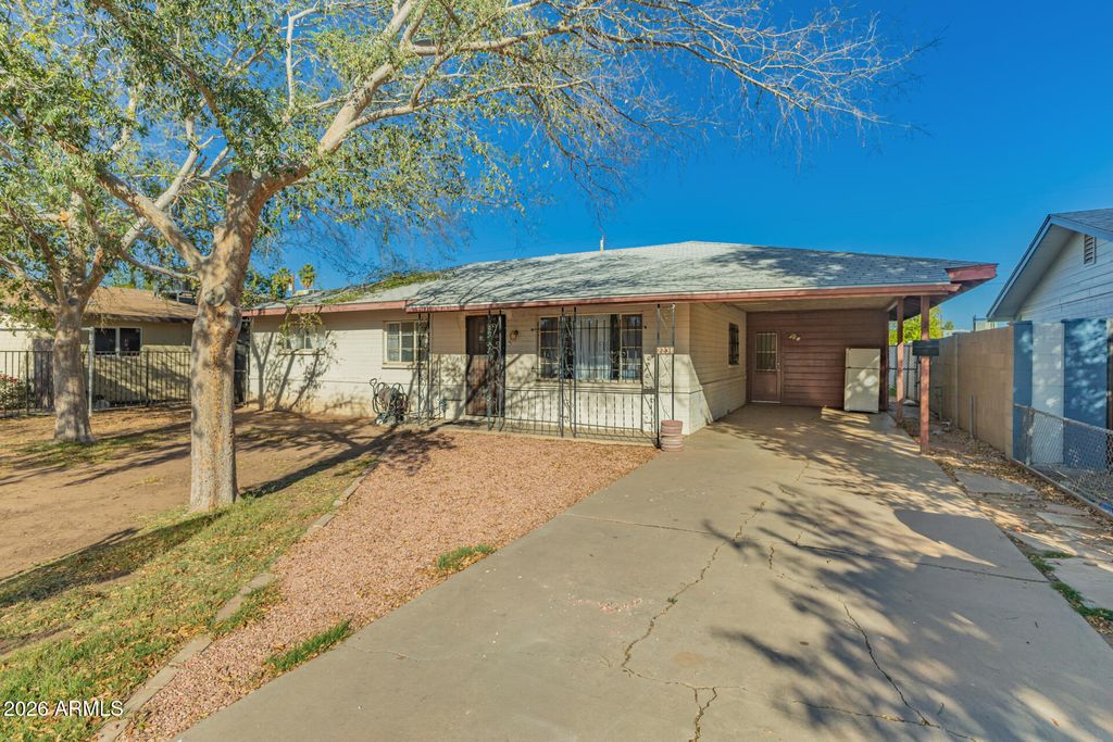 Photo of 2231 N 28th Street, Phoenix, AZ 85008 (MLS # 7000478)