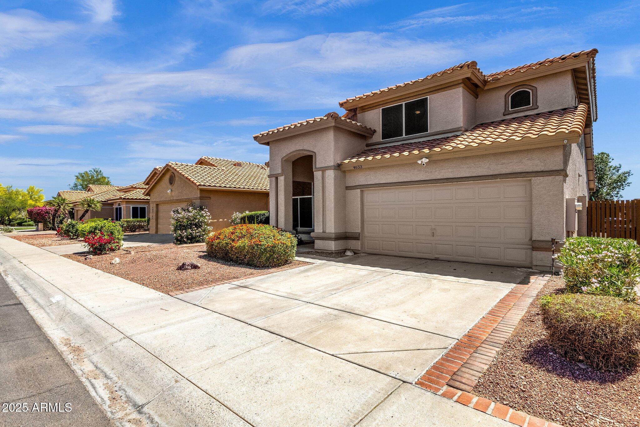 4633 E DESERT CACTUS Street