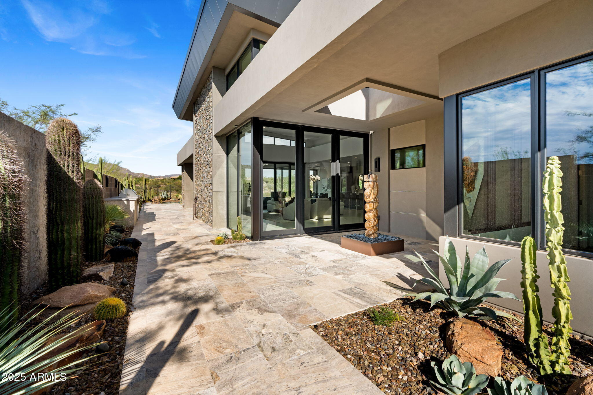 37200 N CAVE CREEK Road 1017