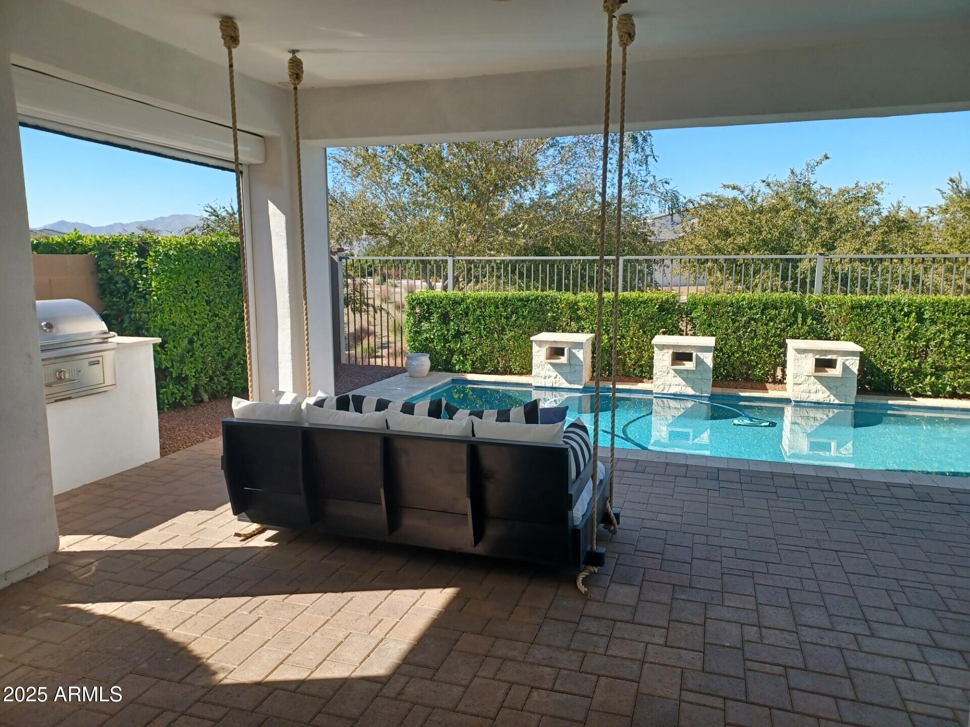 11640 N SAN CLEMENTE Street