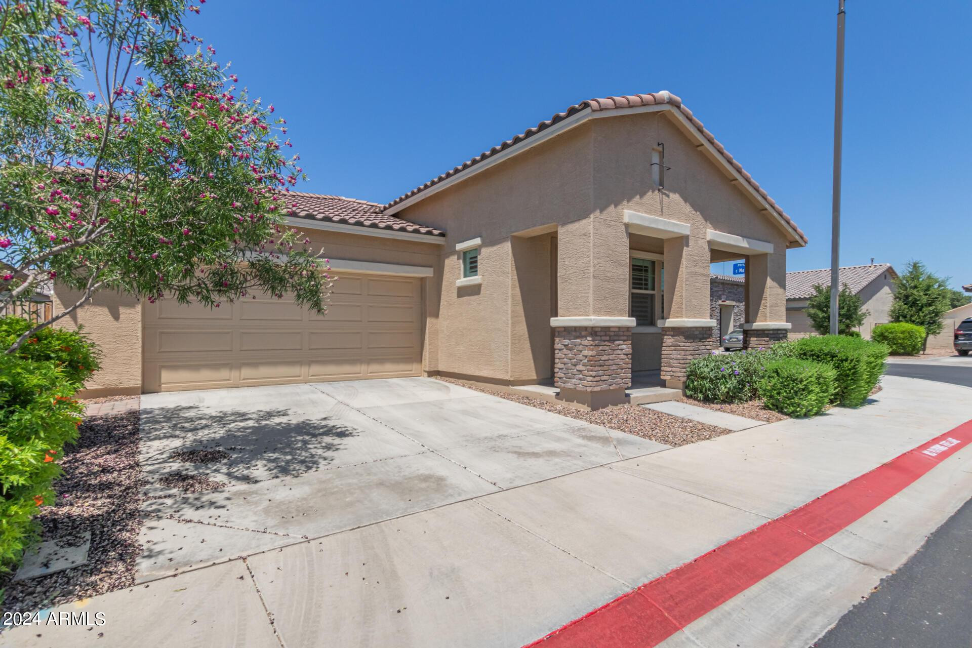 2718 S GORDON --