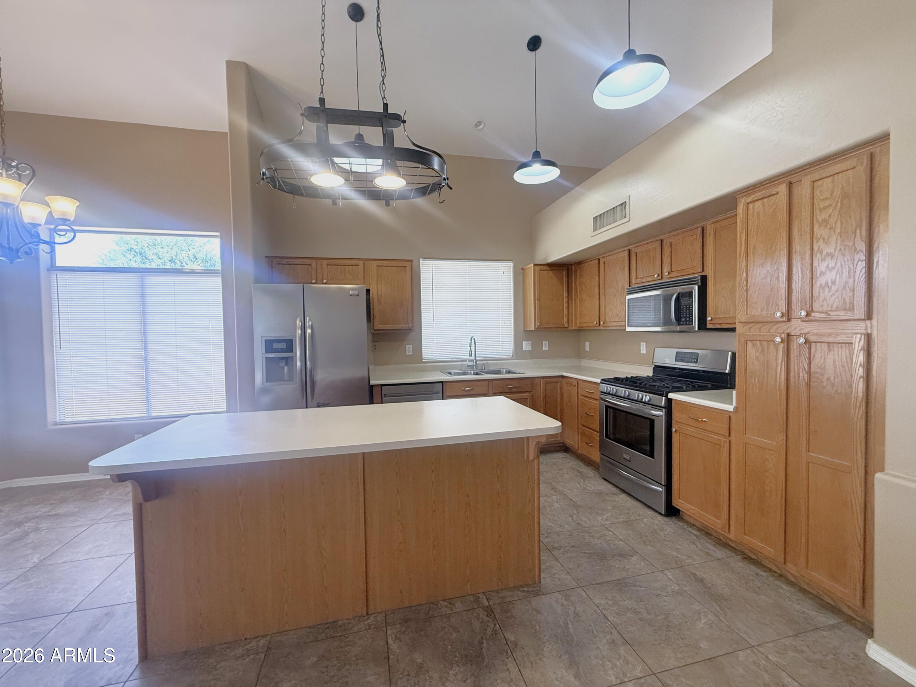 2532 N 138TH Avenue