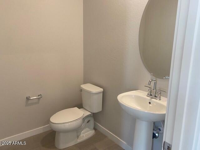 7244 E HACKAMORE Lane