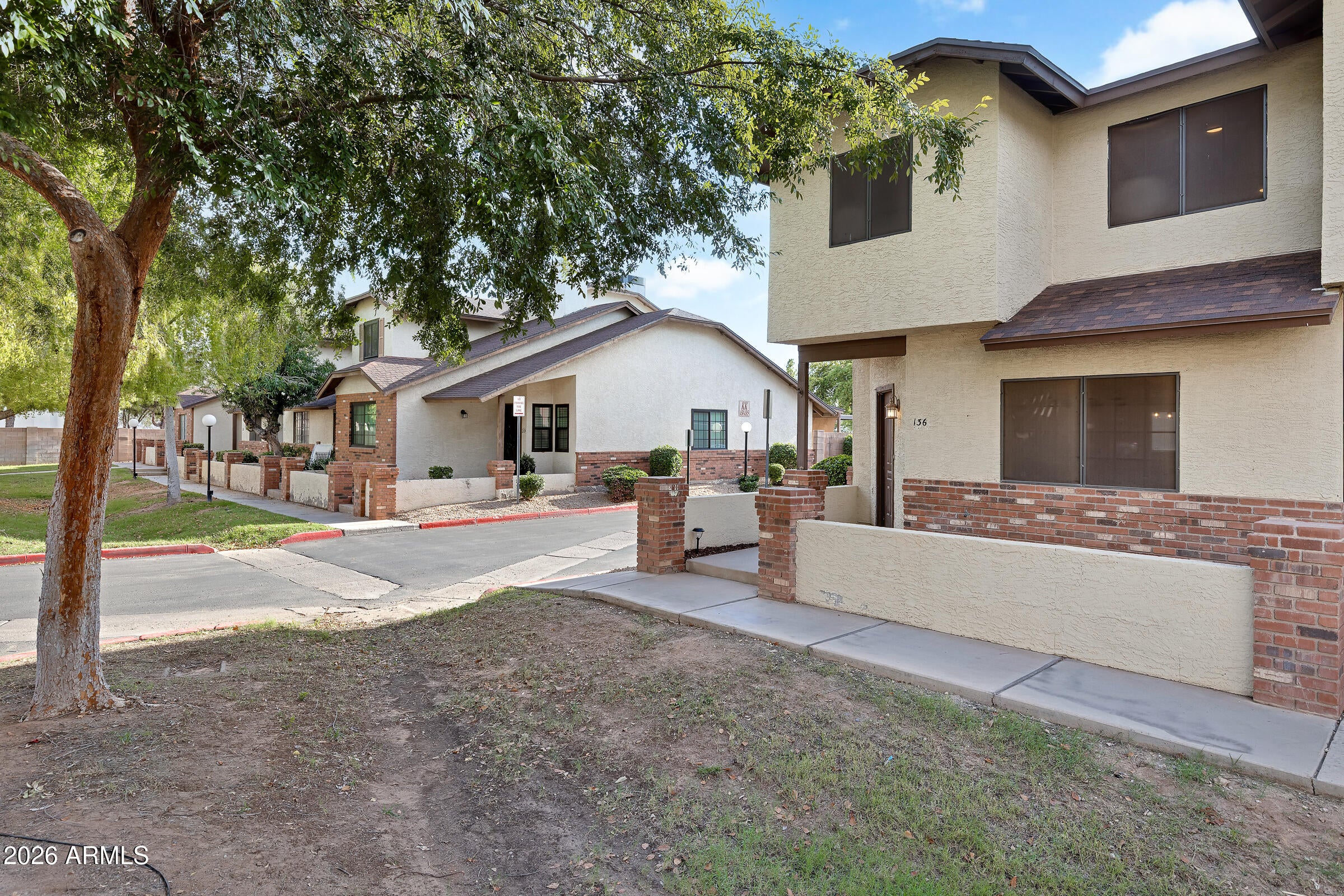 170 E GUADALUPE Road 136