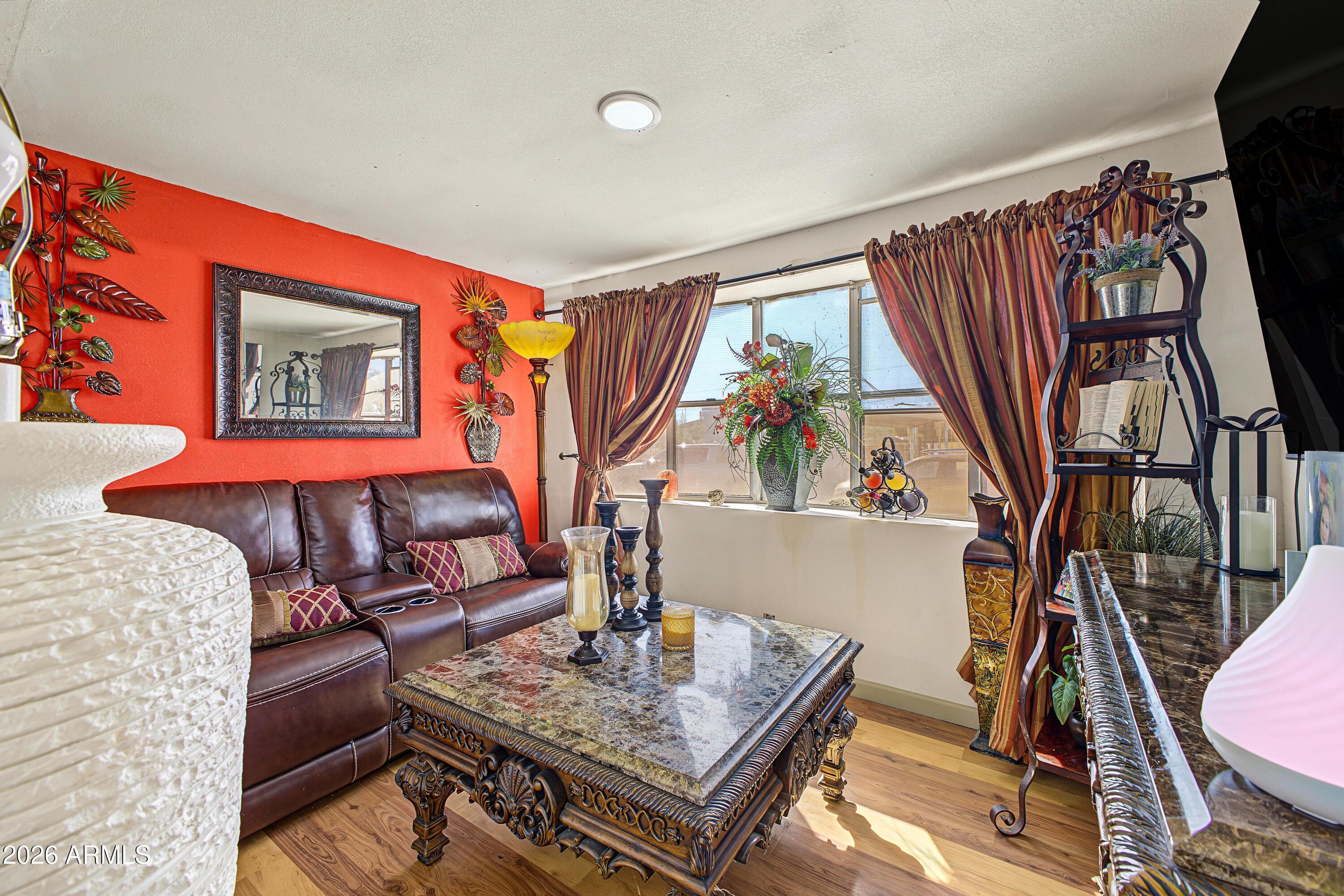 5002 W Bethany Home Road 54