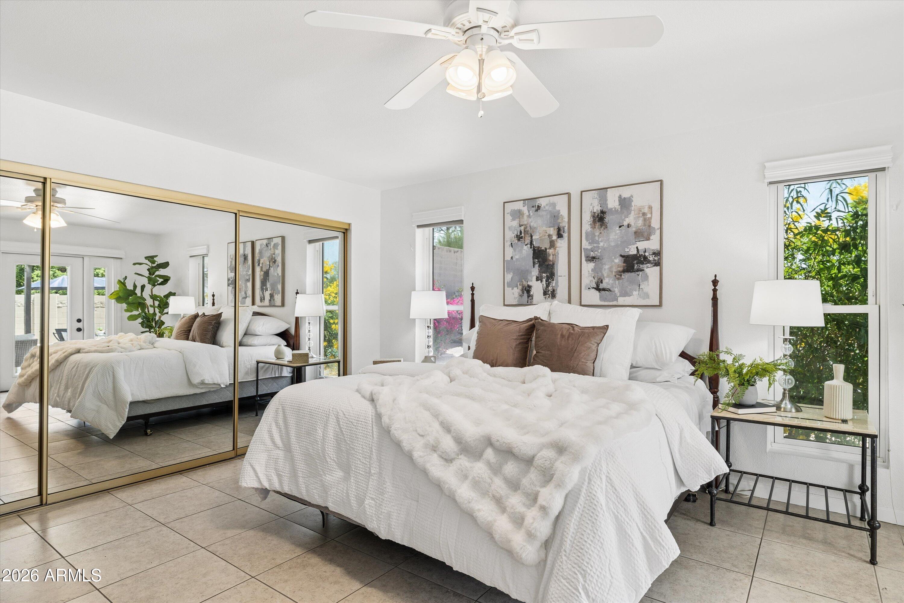 HIDDEN HILLS - Residential