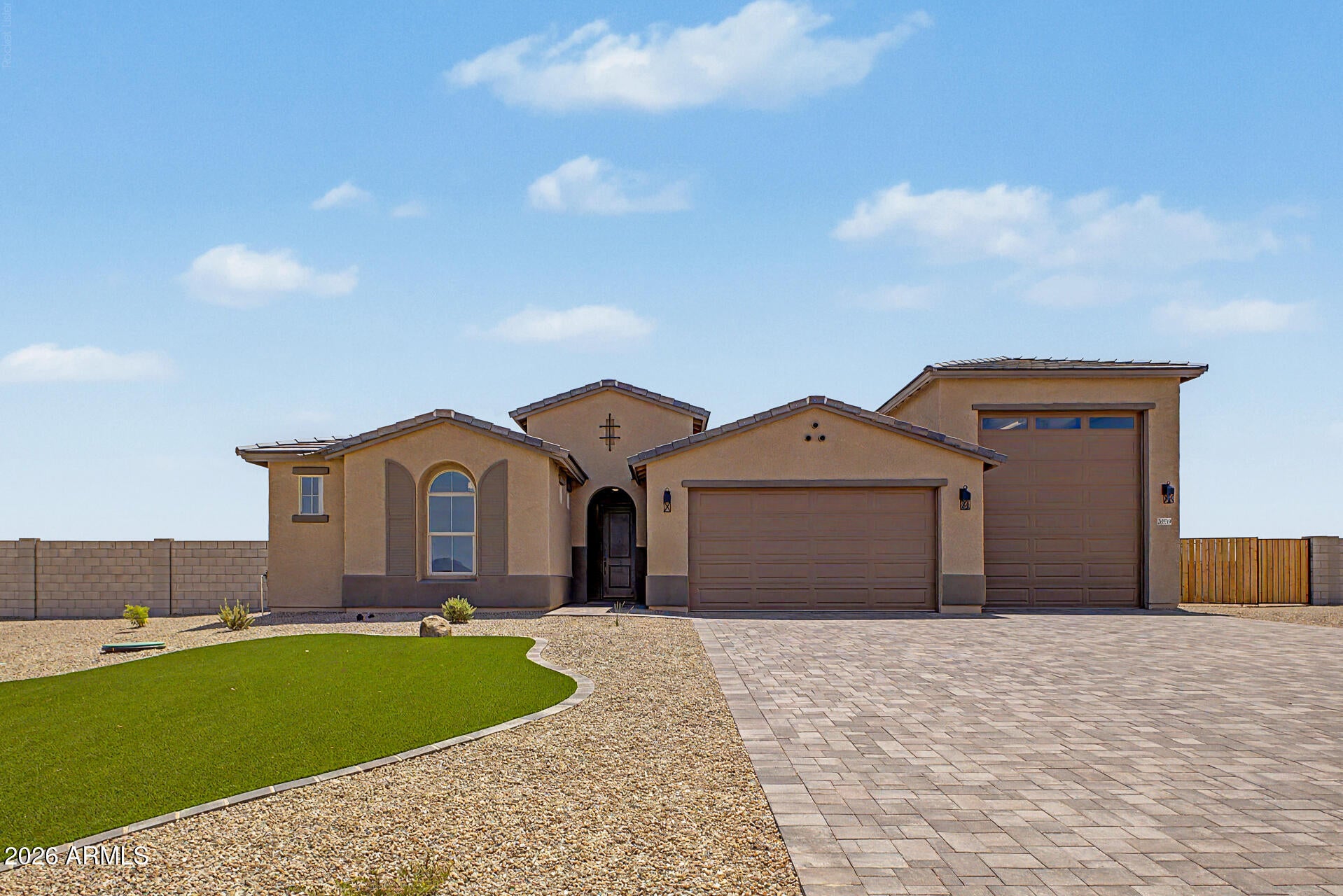 24319 W DUANE Lane