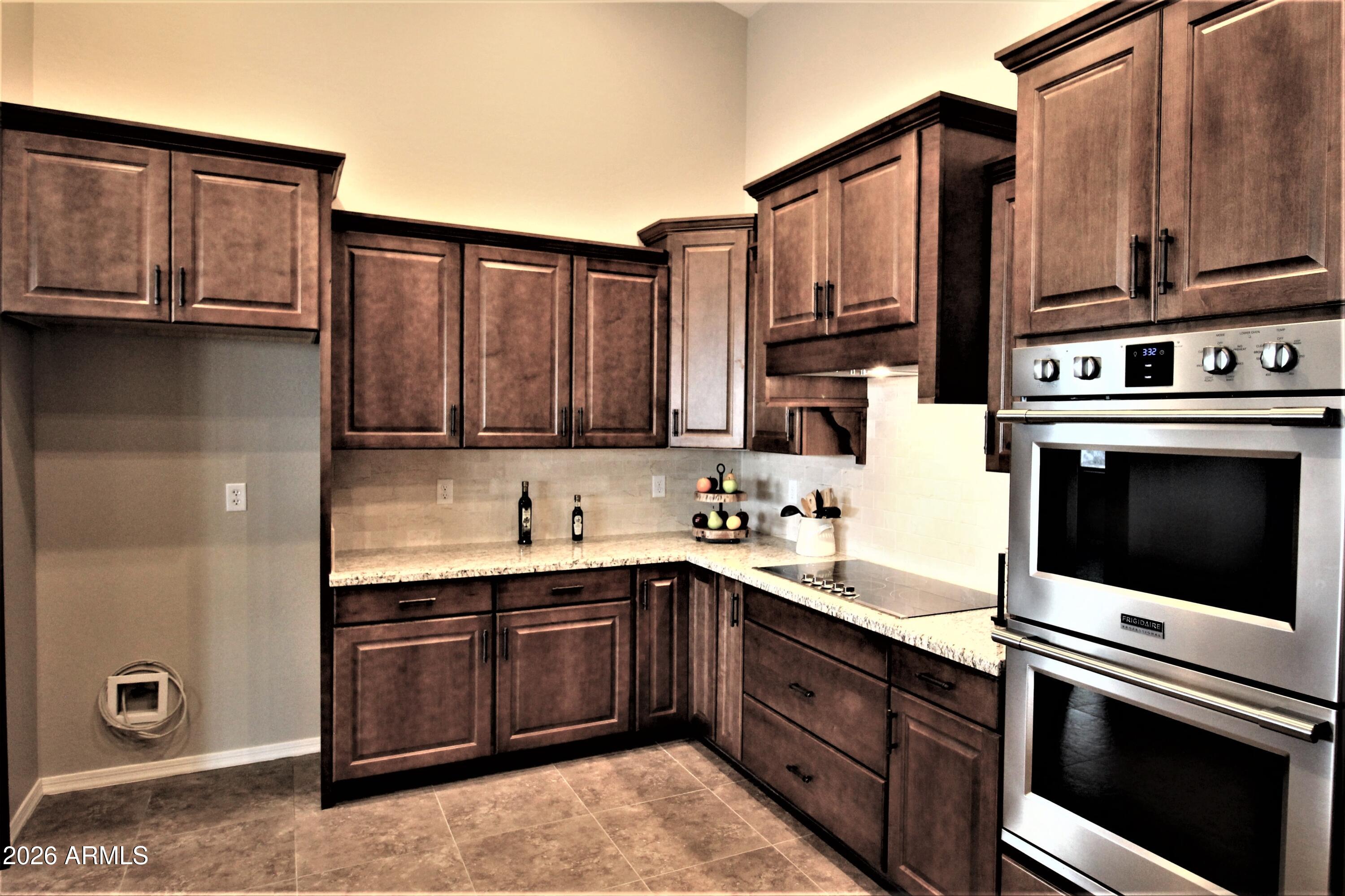 3398 W HOOPER Trail