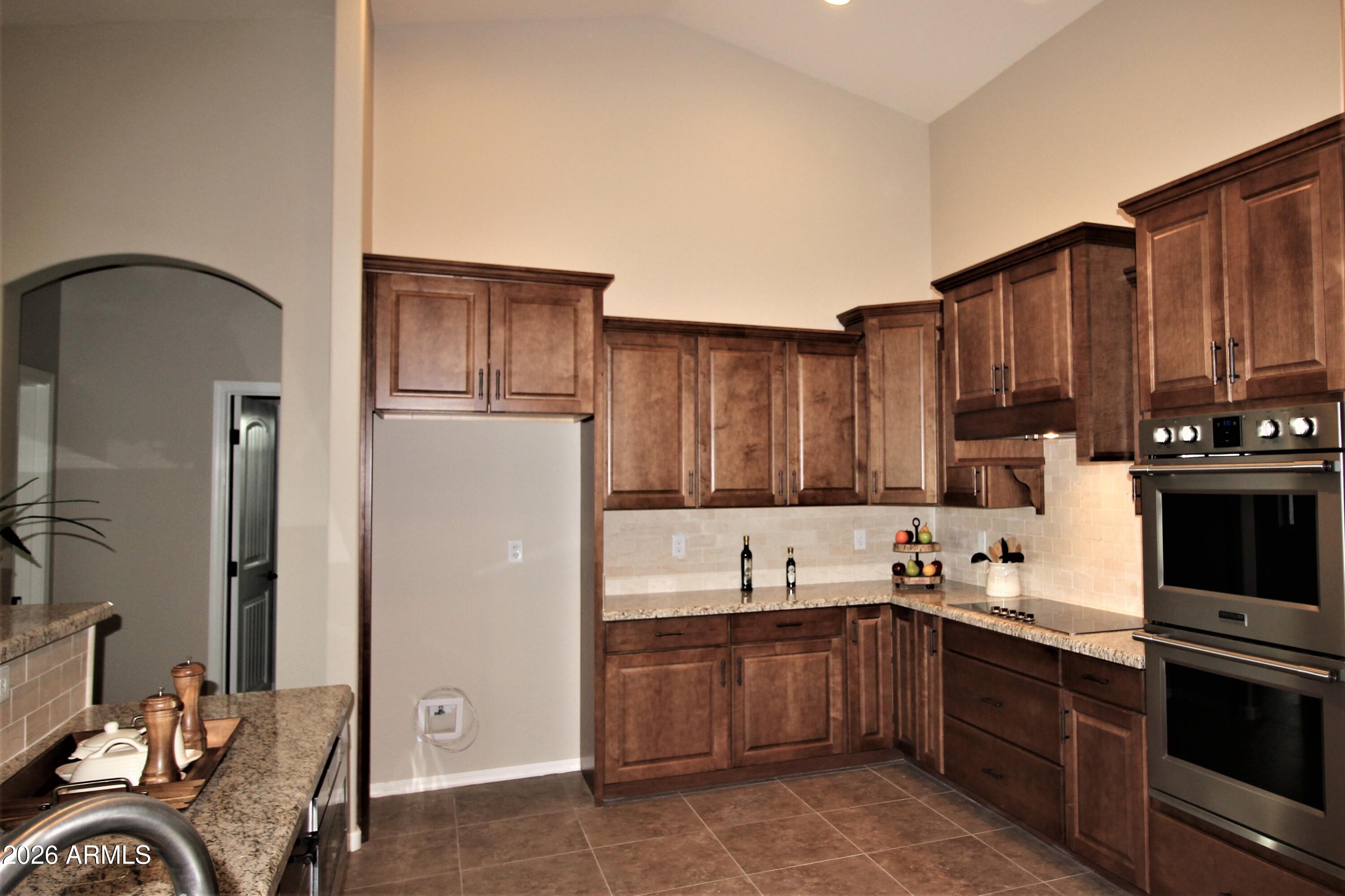 3398 W HOOPER Trail