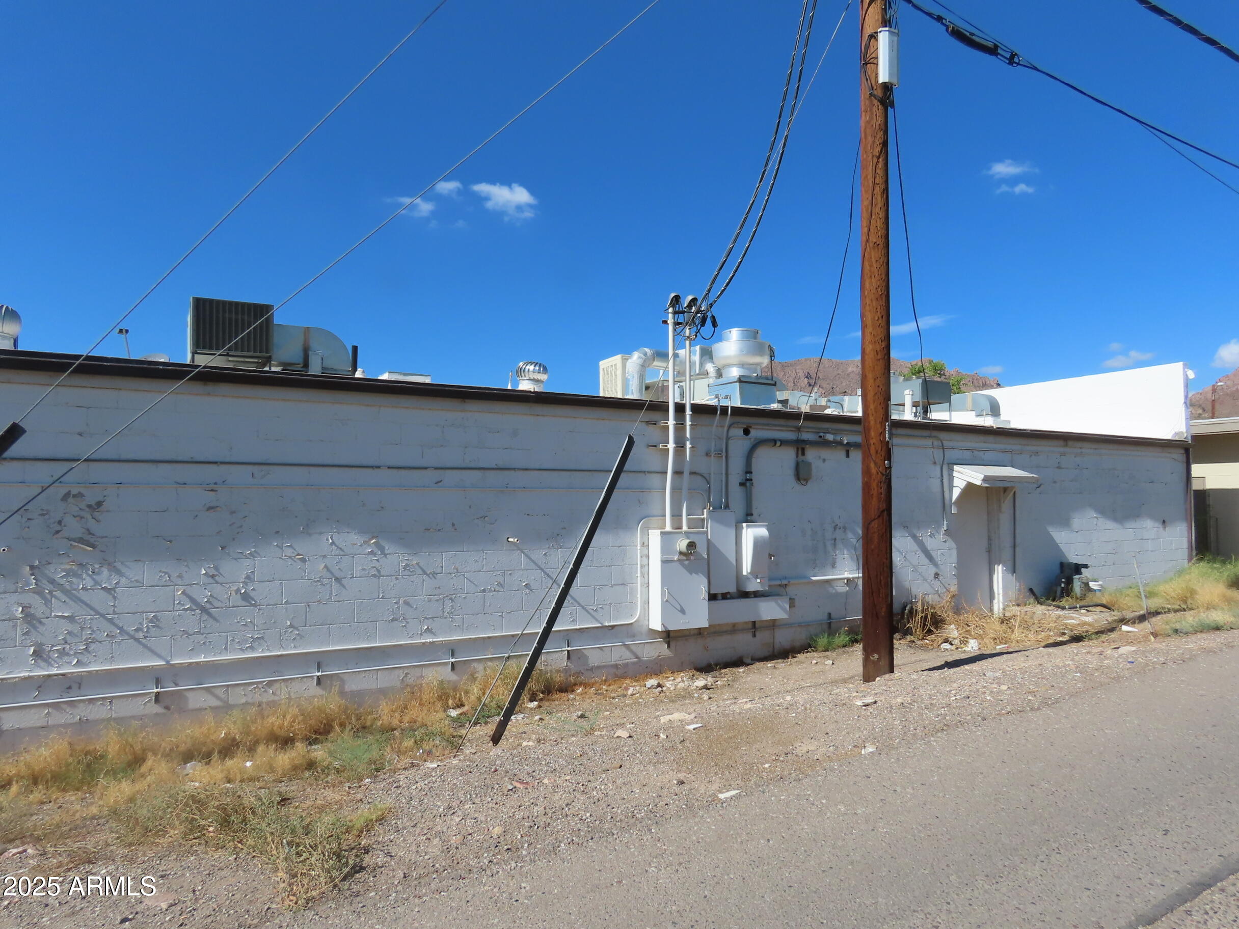 831 S Western Avenue