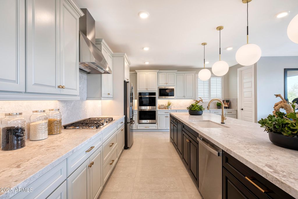 Photo of 1526 E Coconino Way, Gilbert, AZ 85298 (MLS # 6950359)