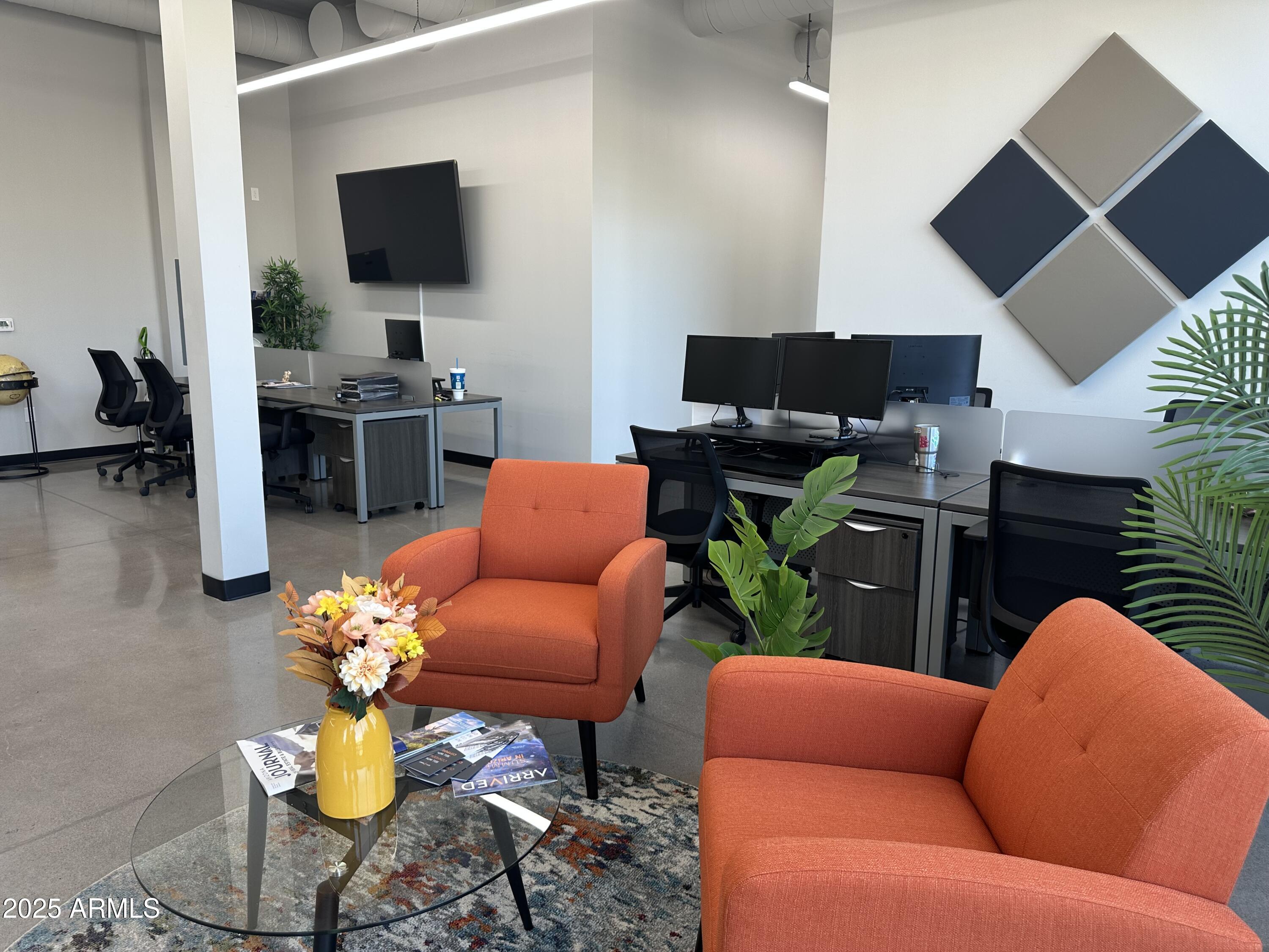 6601 E MCDOWELL Road 105