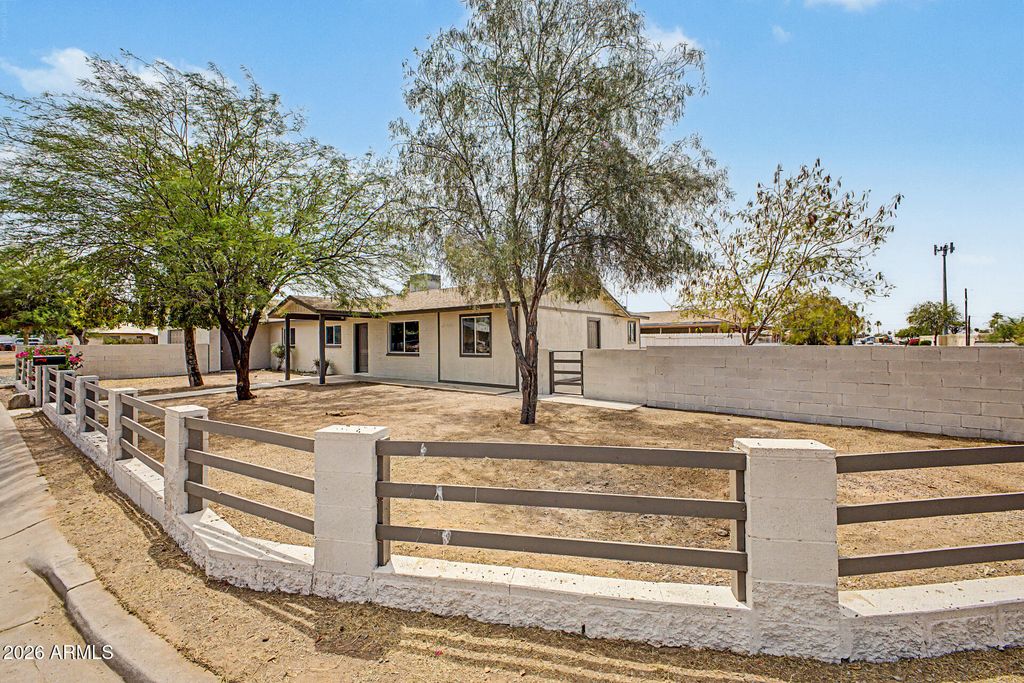 Photo of 2185 W Greasewood Street, Apache Junction, AZ 85120 (MLS # 7021945)