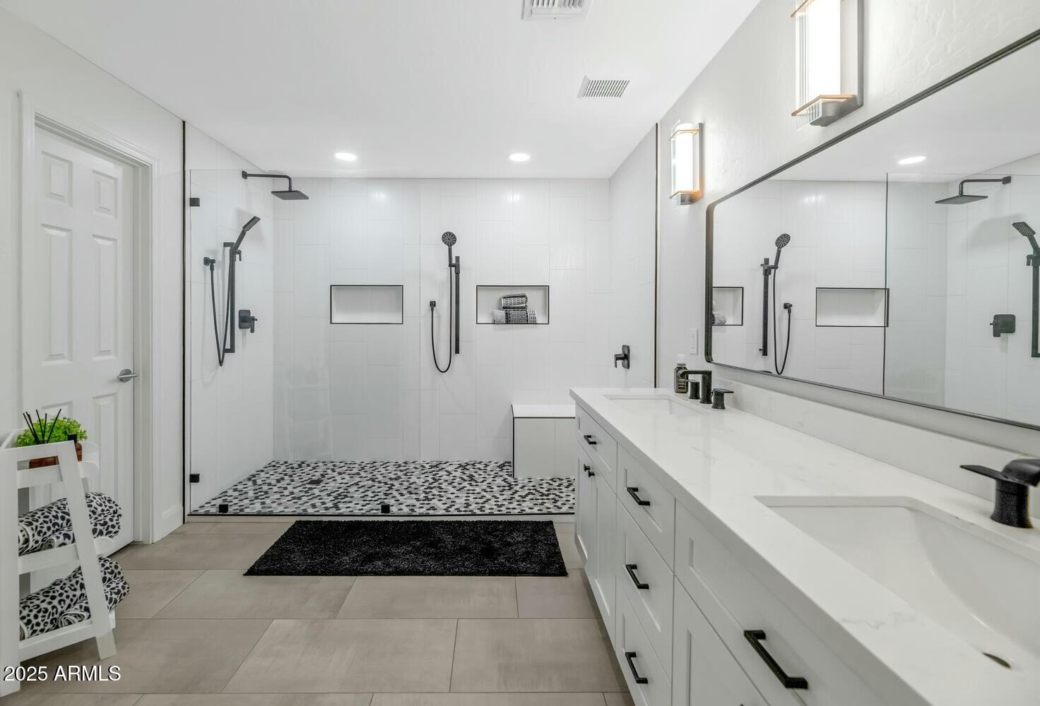 20121 N 76TH Street 1019