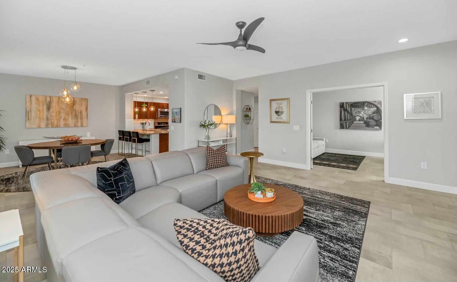 20121 N 76TH Street 1019