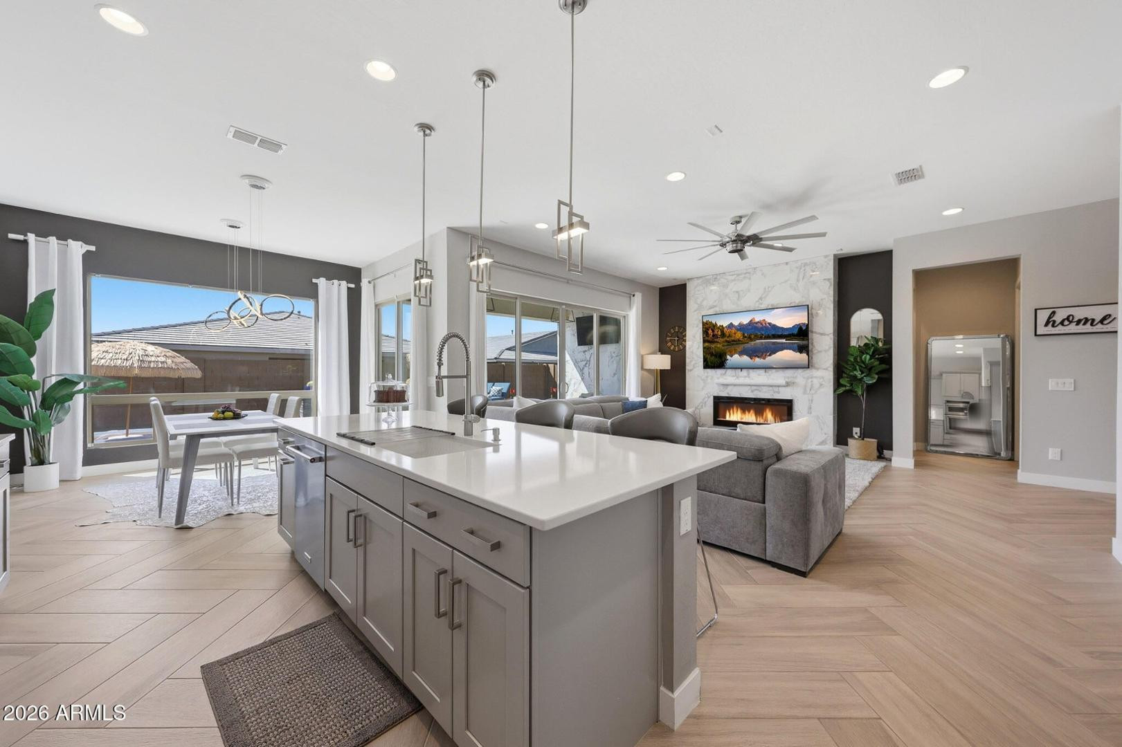 2831 E Robin Lane