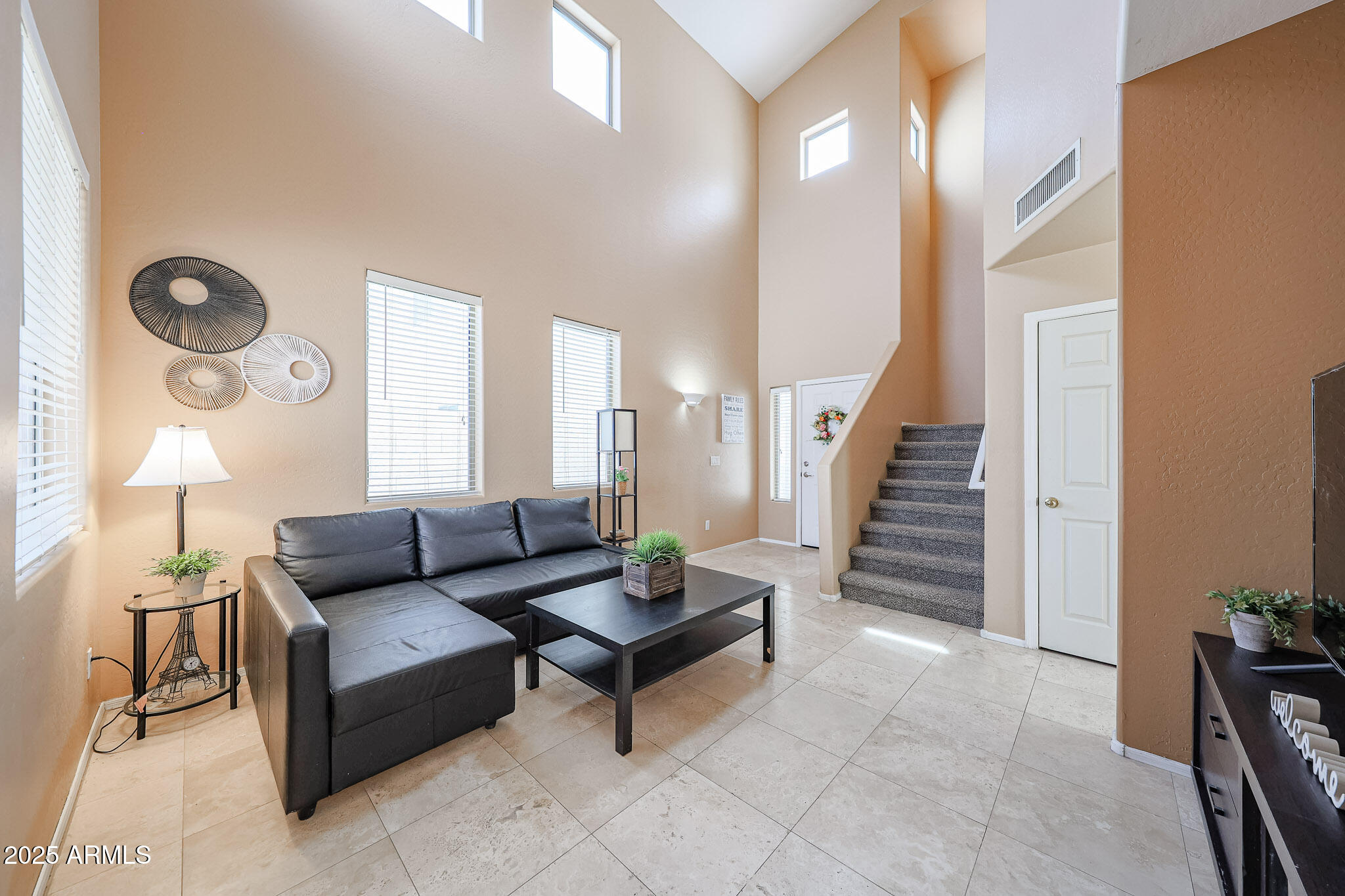 1750 W UNION HILLS Drive 8