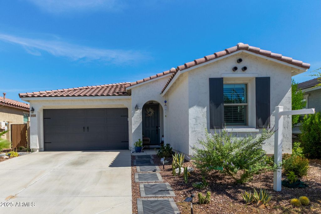 Photo of 19756 W Roma Avenue, Litchfield Park, AZ 85340 (MLS # 6922986)