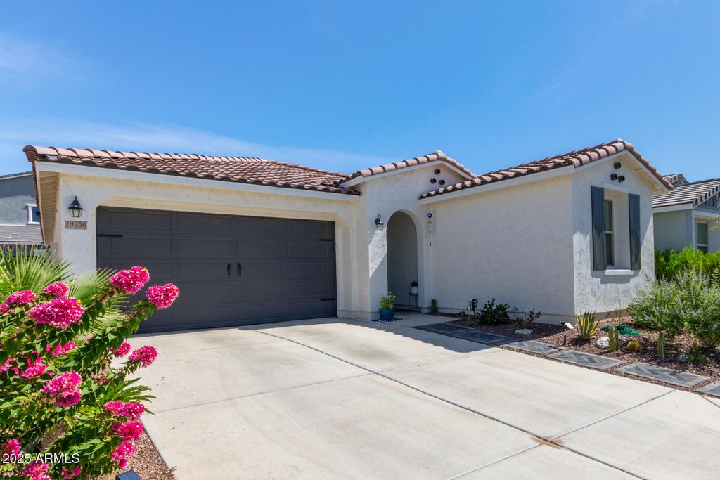 Photo of 19756 W Roma Avenue, Litchfield Park, AZ 85340 (MLS # 6922986)