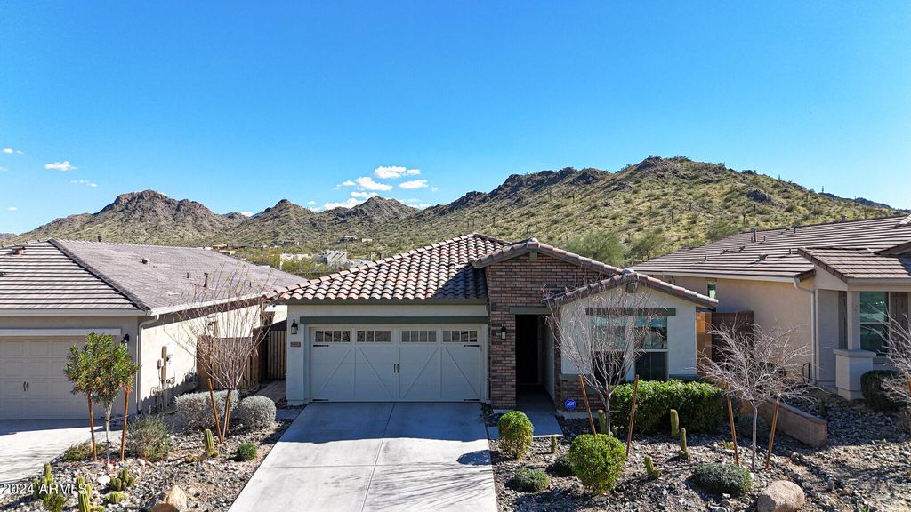 Photo of 16813 W Paseo Way, Goodyear, AZ 85338 (MLS # 6920199)