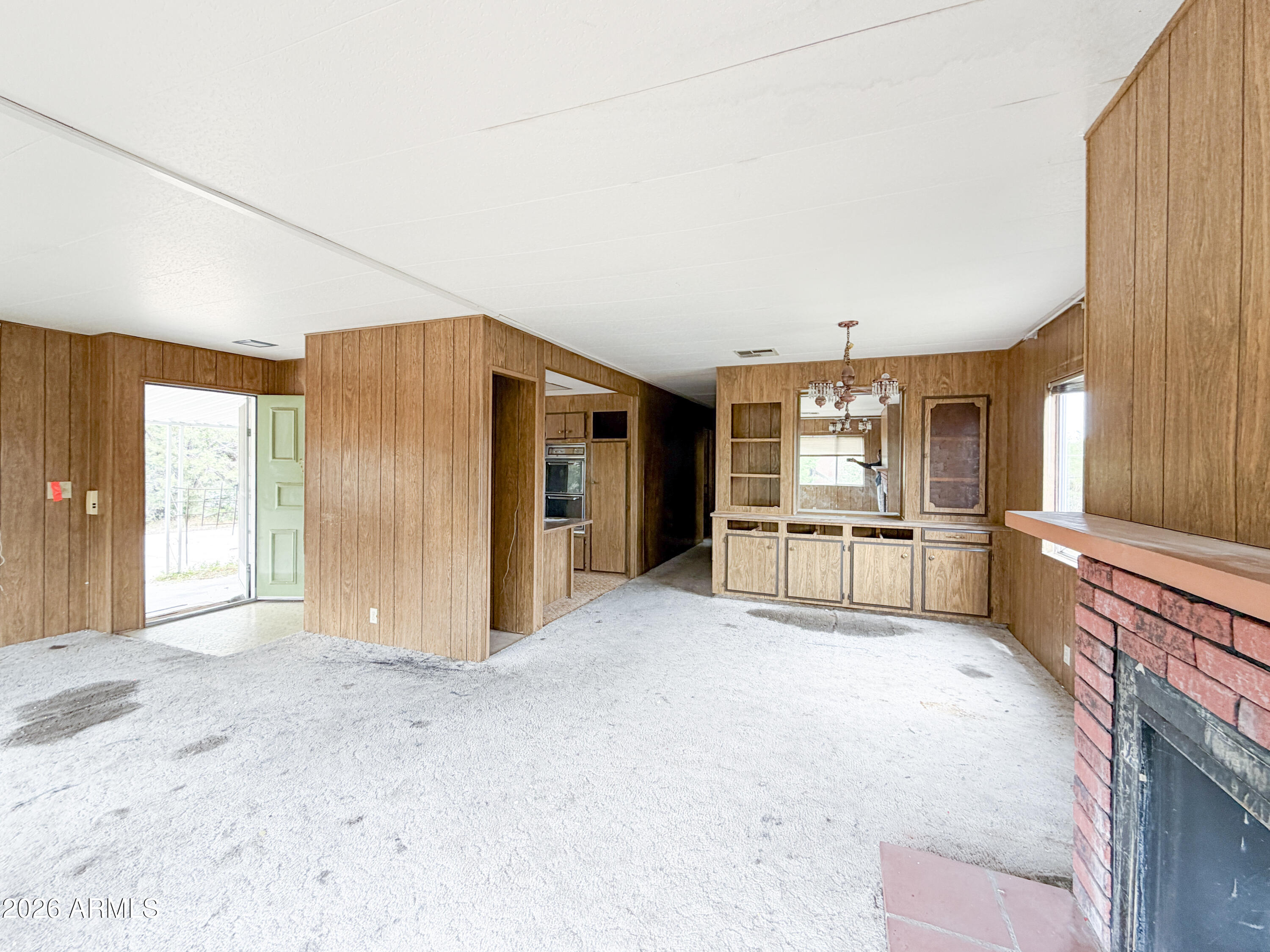 2775 RIDGE Road