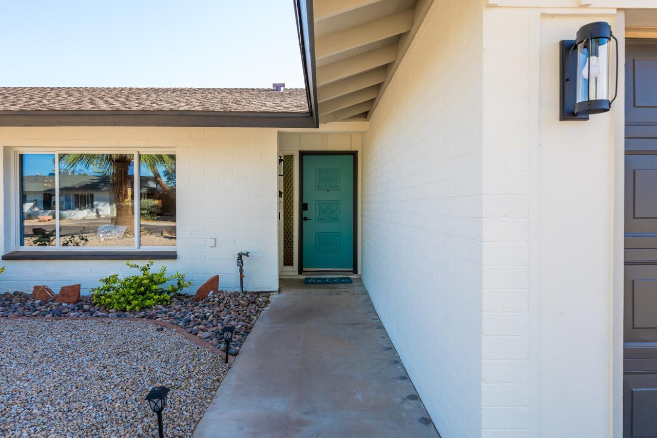 8307 E Arlington Road