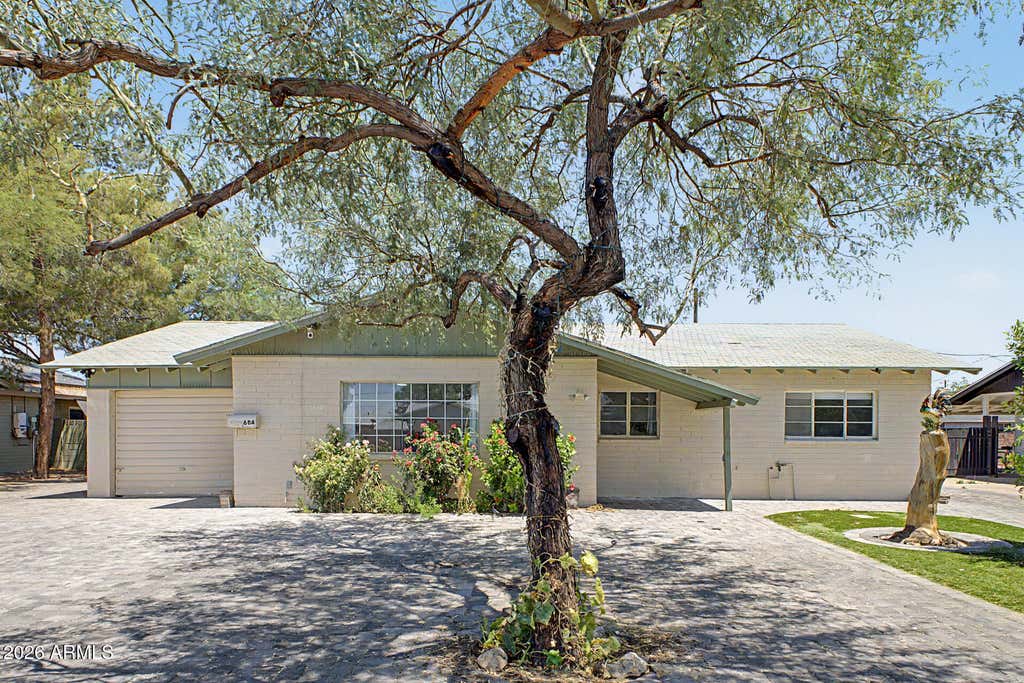 Photo of 684 W Dublin Street, Chandler, AZ 85225 (MLS # 7041794)
