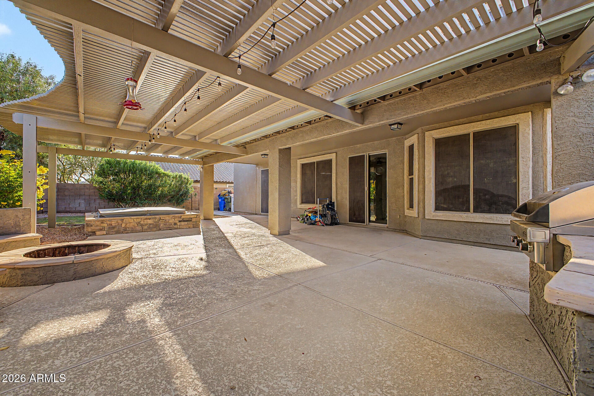 3213 W PLEASANT Lane