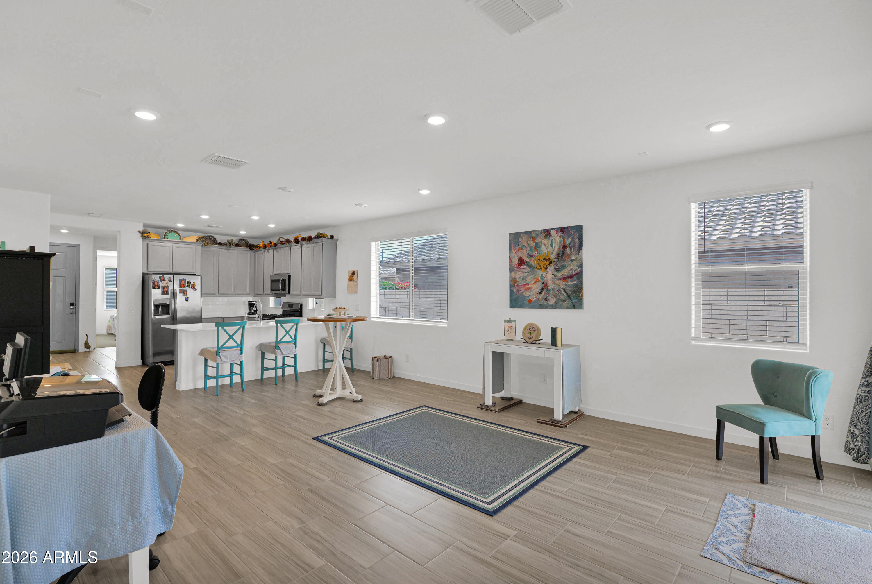 432 W TAMARACK Drive