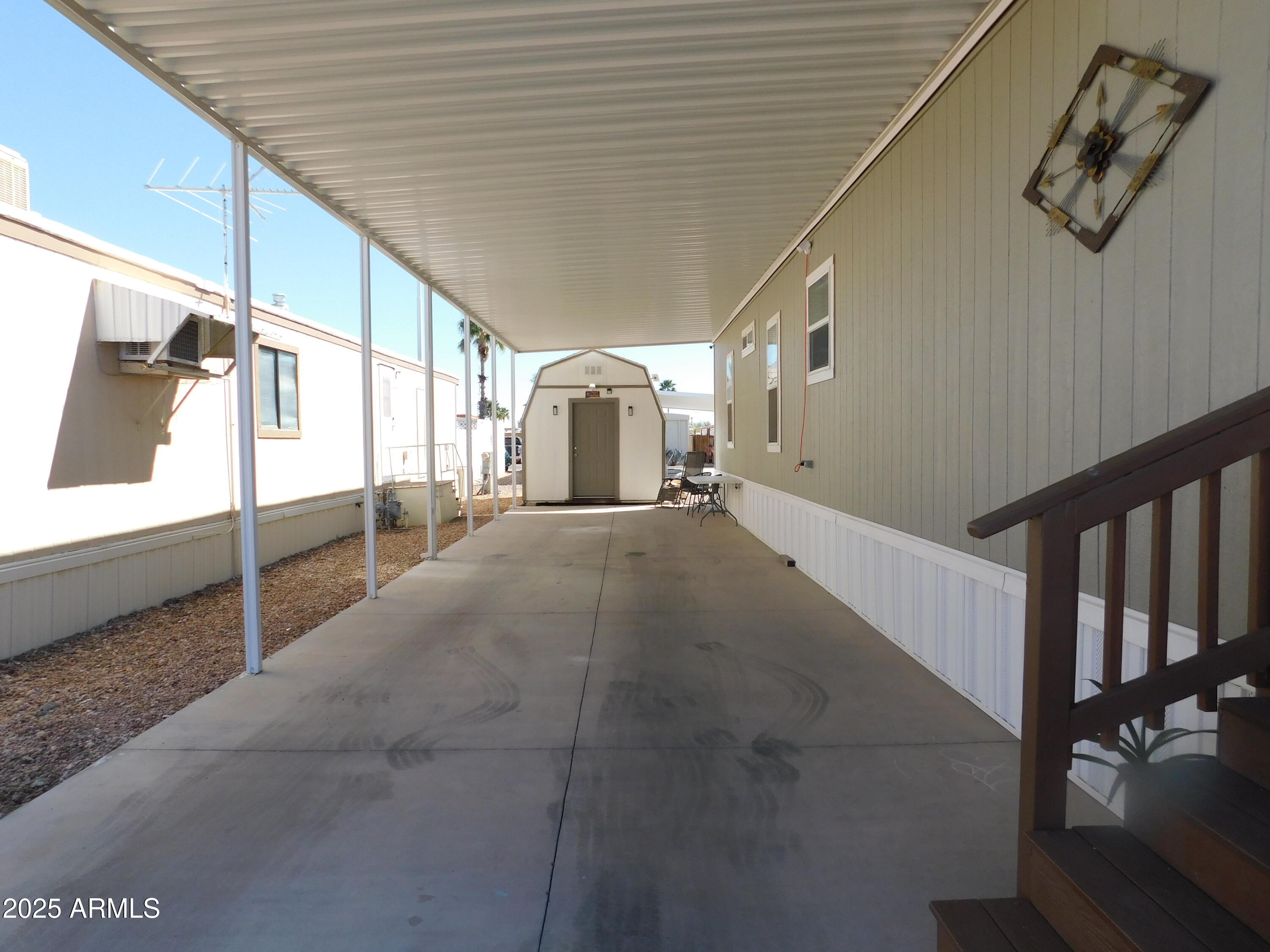 925 N Plaza Drive 92