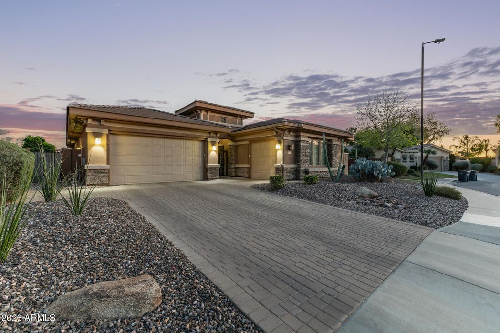 Photo of 3839 E Wood Drive, Chandler, AZ 85249 (MLS # 6991674)