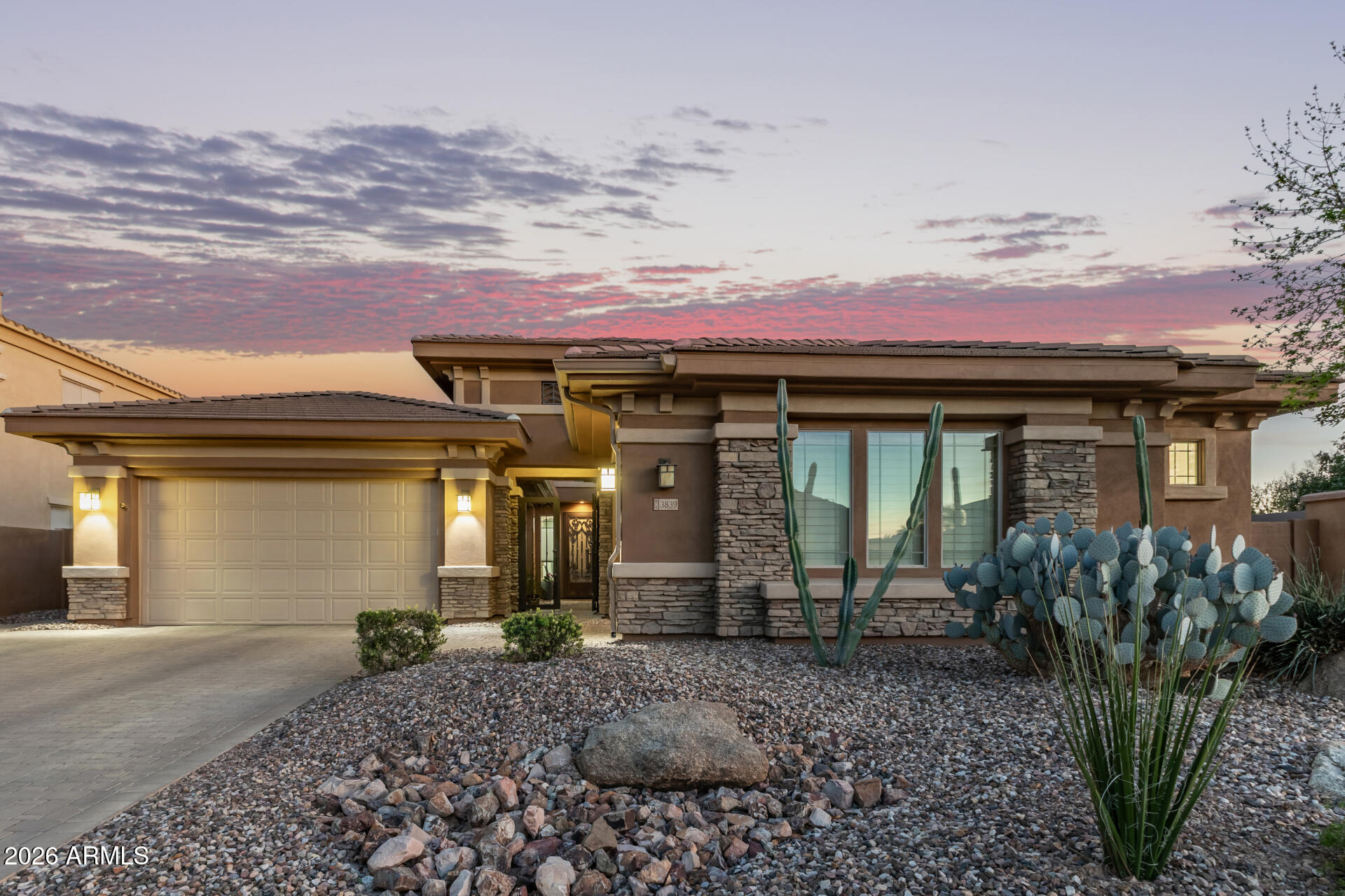 3839 E WOOD Drive