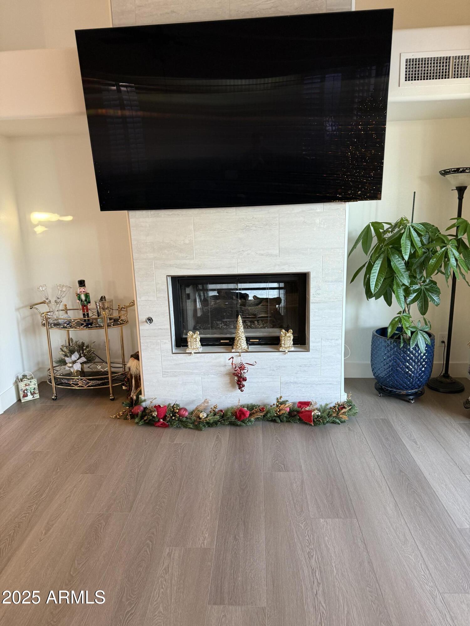 10907 E BELLA VISTA Drive