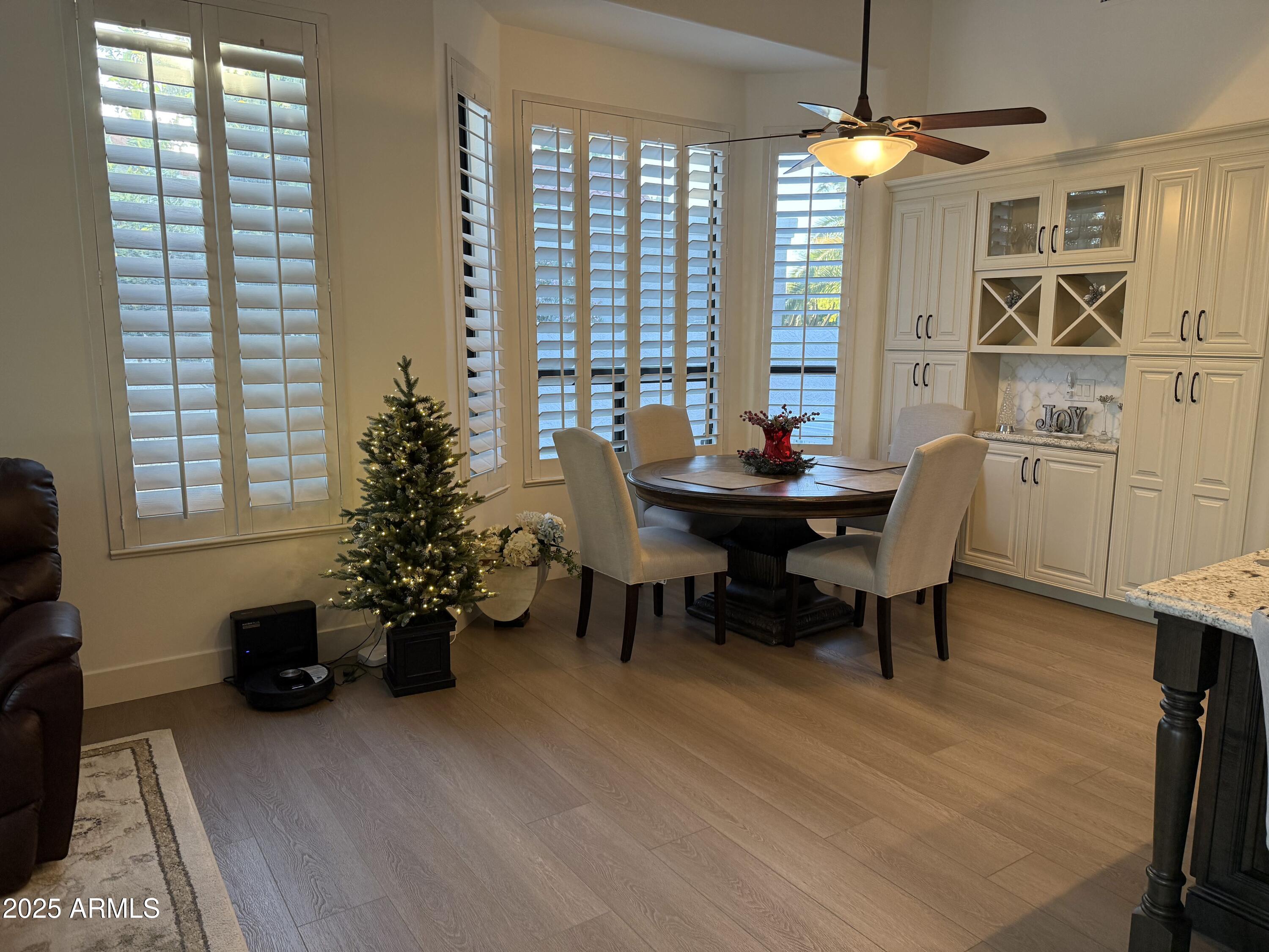 10907 E BELLA VISTA Drive