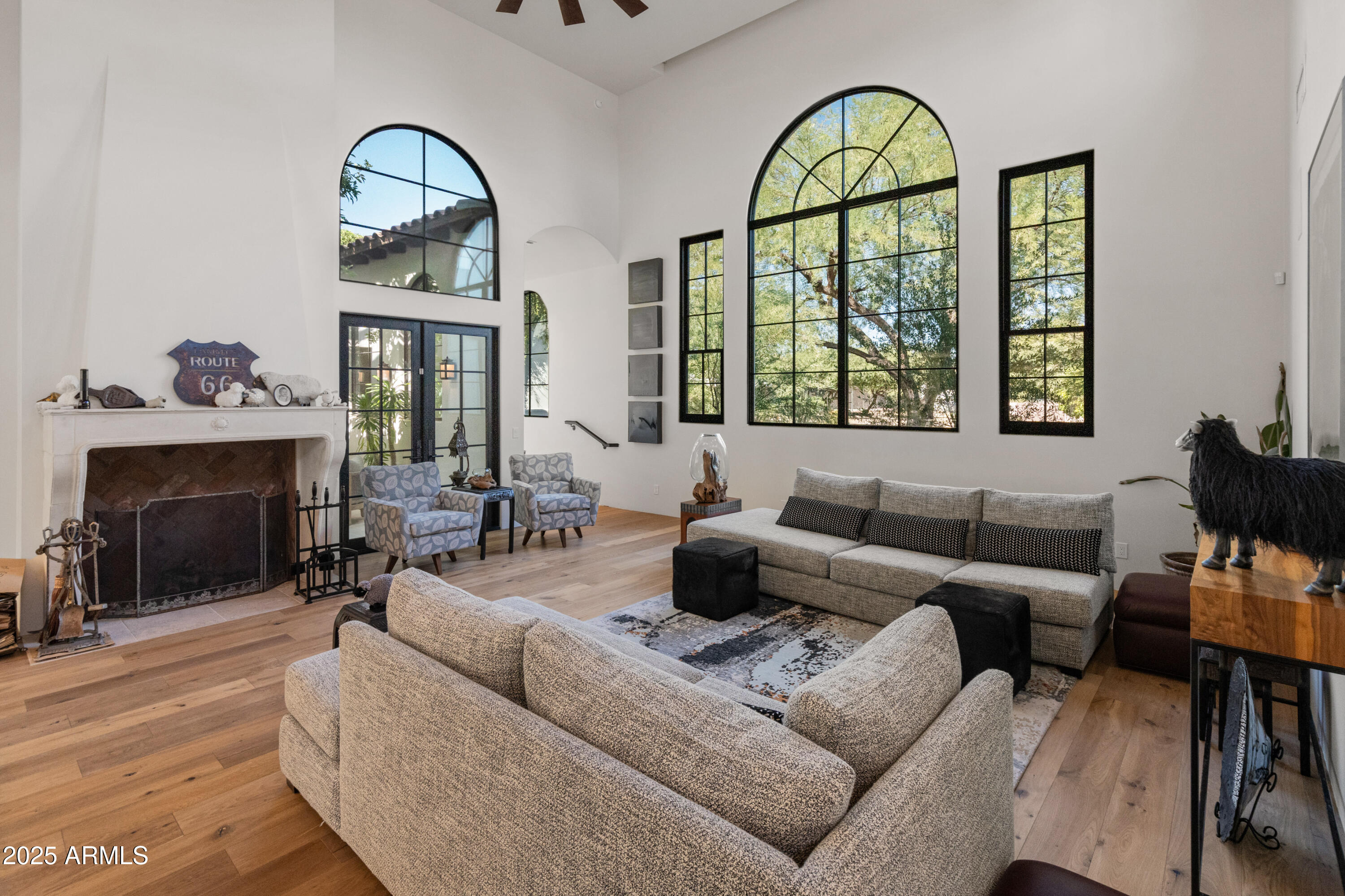 Paradise Valley, Arizona 85253, United States, 4 Bedrooms Bedrooms, ,6 BathroomsBathrooms,Residential,Active,251435